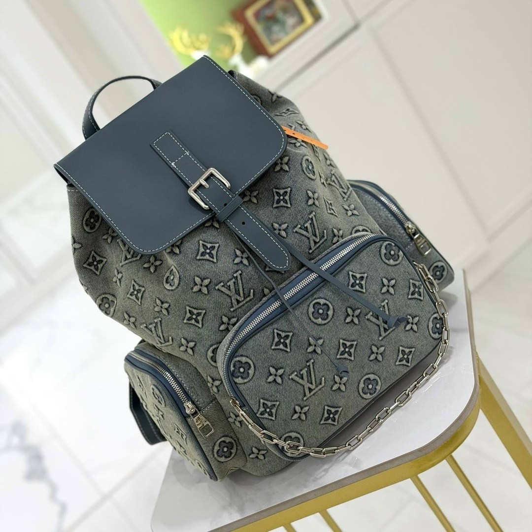 рюкзак louis vuitton,рюкзак луи виттон,рюкзак луи витон мужской,рюкзак женский louis vuitton,луи виттон кристофер рюкзак