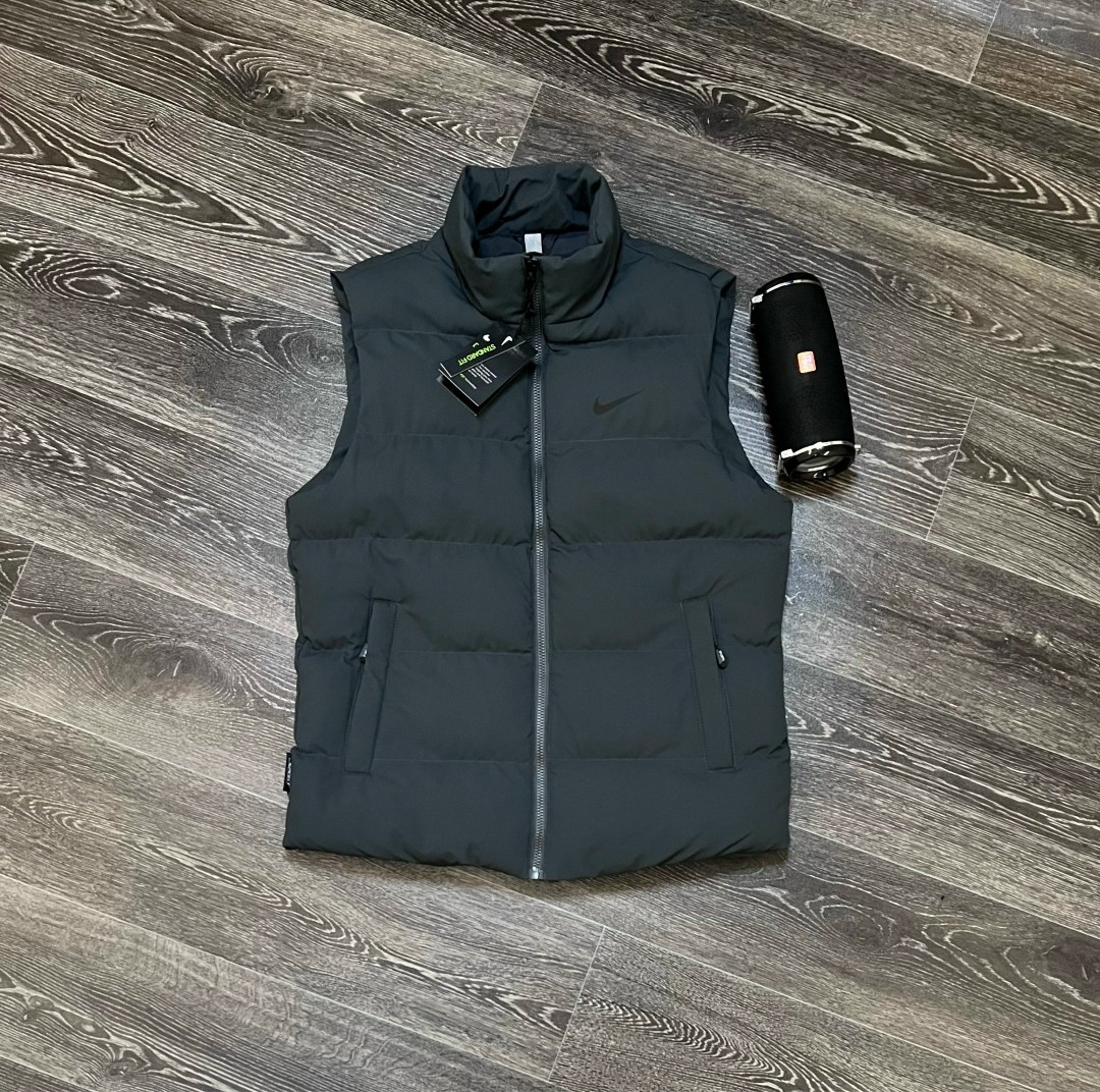 жилетка мужская,жилетка nike,жилет,жилетка двухсторонняя,жилетка найк зеленая