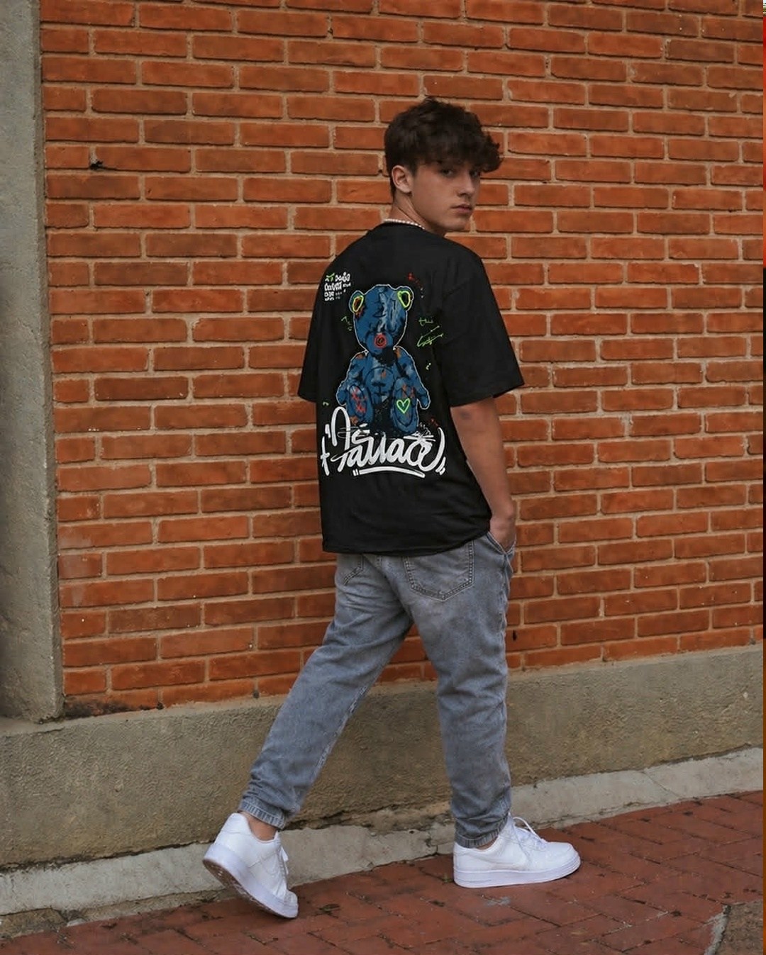 мужской стиль кэжуал,белая футболка оверсайз,мужская мода,оверсайз футболка,стили одежды для парней