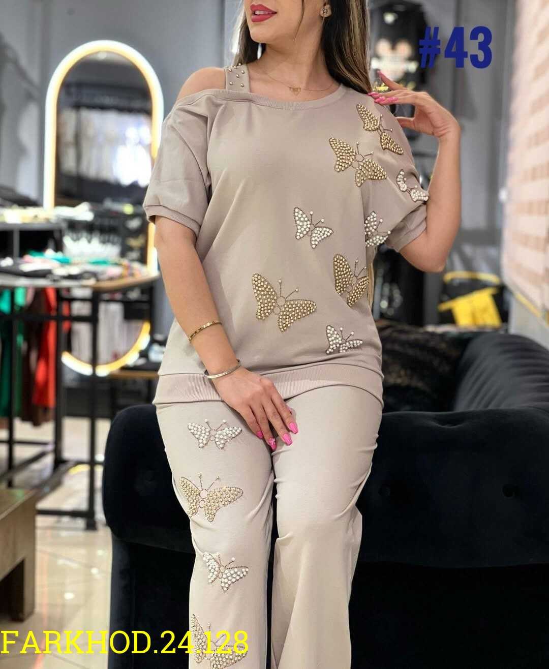 женский костюм двойка,трикотажные костюмы женские,женский костюм из мягкого трикотажа с бабочками,трикотажные костюмы,женские костюмы больших размеров