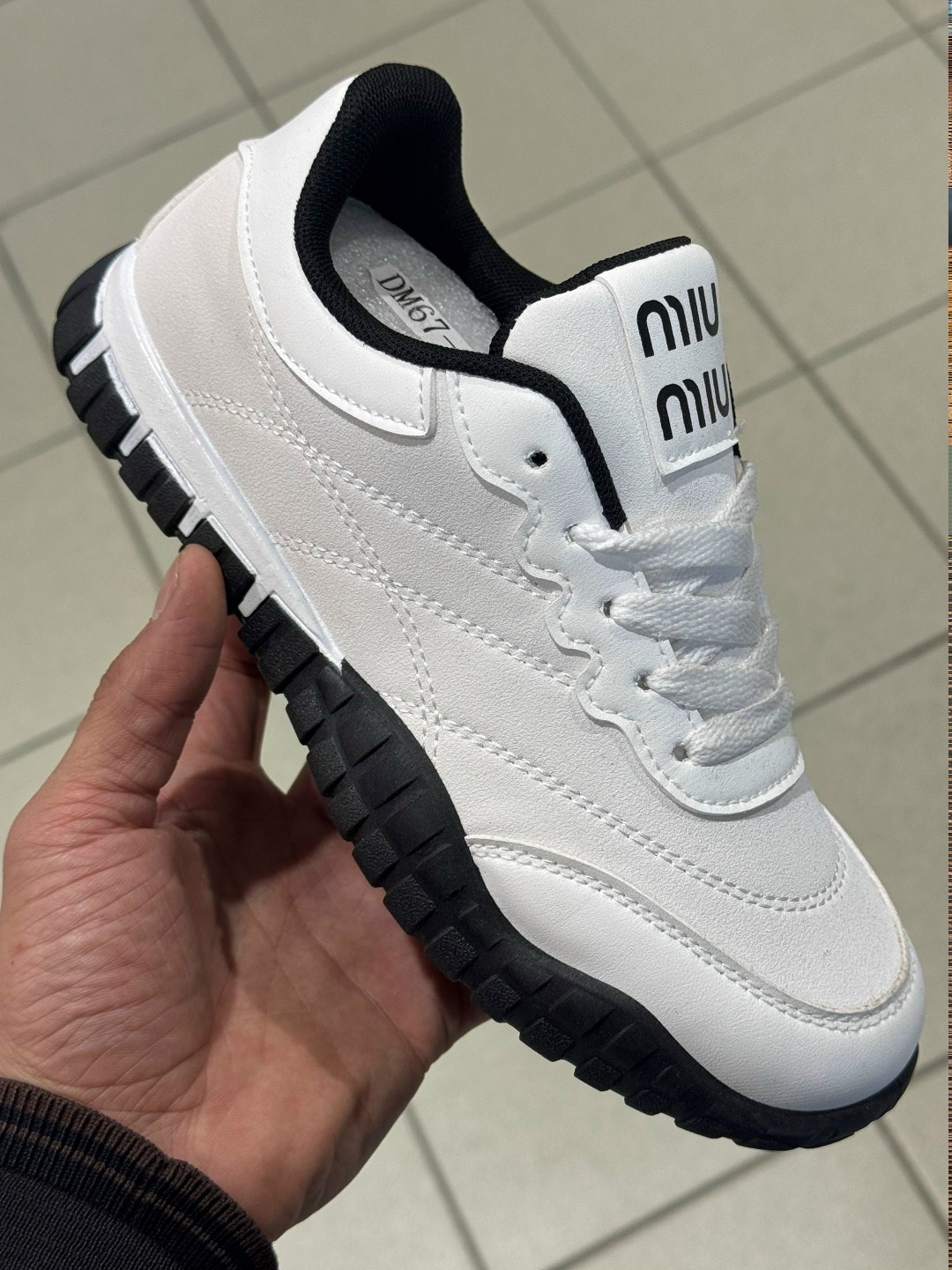 кроссовки женскиe,кроссовки,классические кроссовки женские,кроссовка,кроссовки удобные