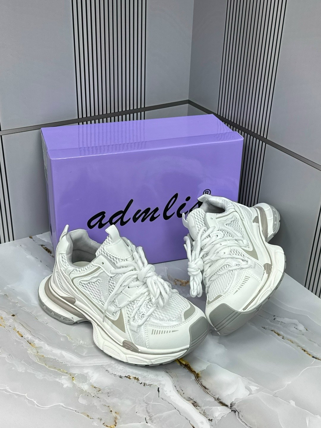 женские кроссовки,кроссовки женские balenciaga,массивные кроссовки,кроссовки для женщин,кроссовки модные