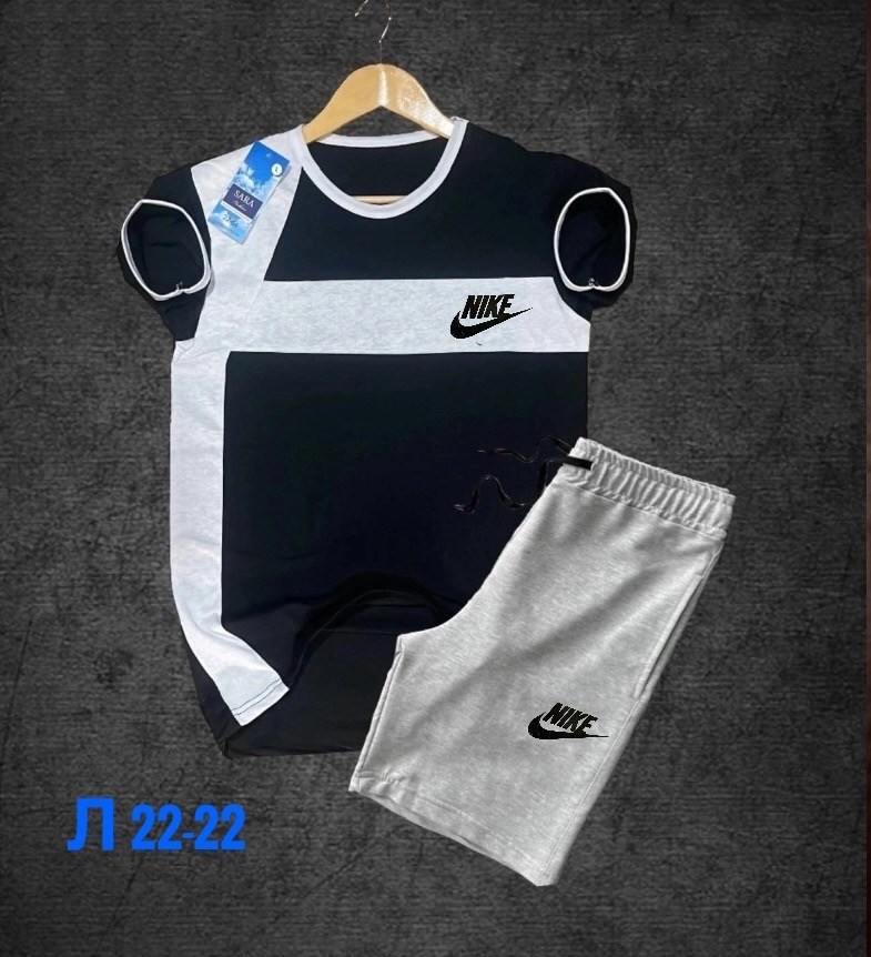 костюм спортивный для мальчика,спортивный костюм adidas,пацан в костюме,спортивные костюм