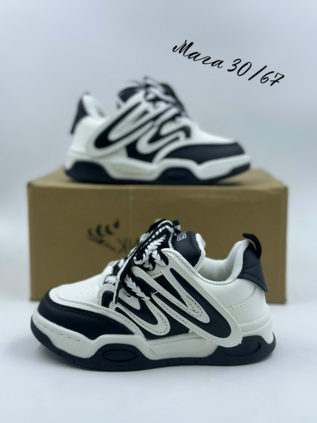 кроссовки,кроссовки женскиe,модные кроссовки, спортивная,кроссовка