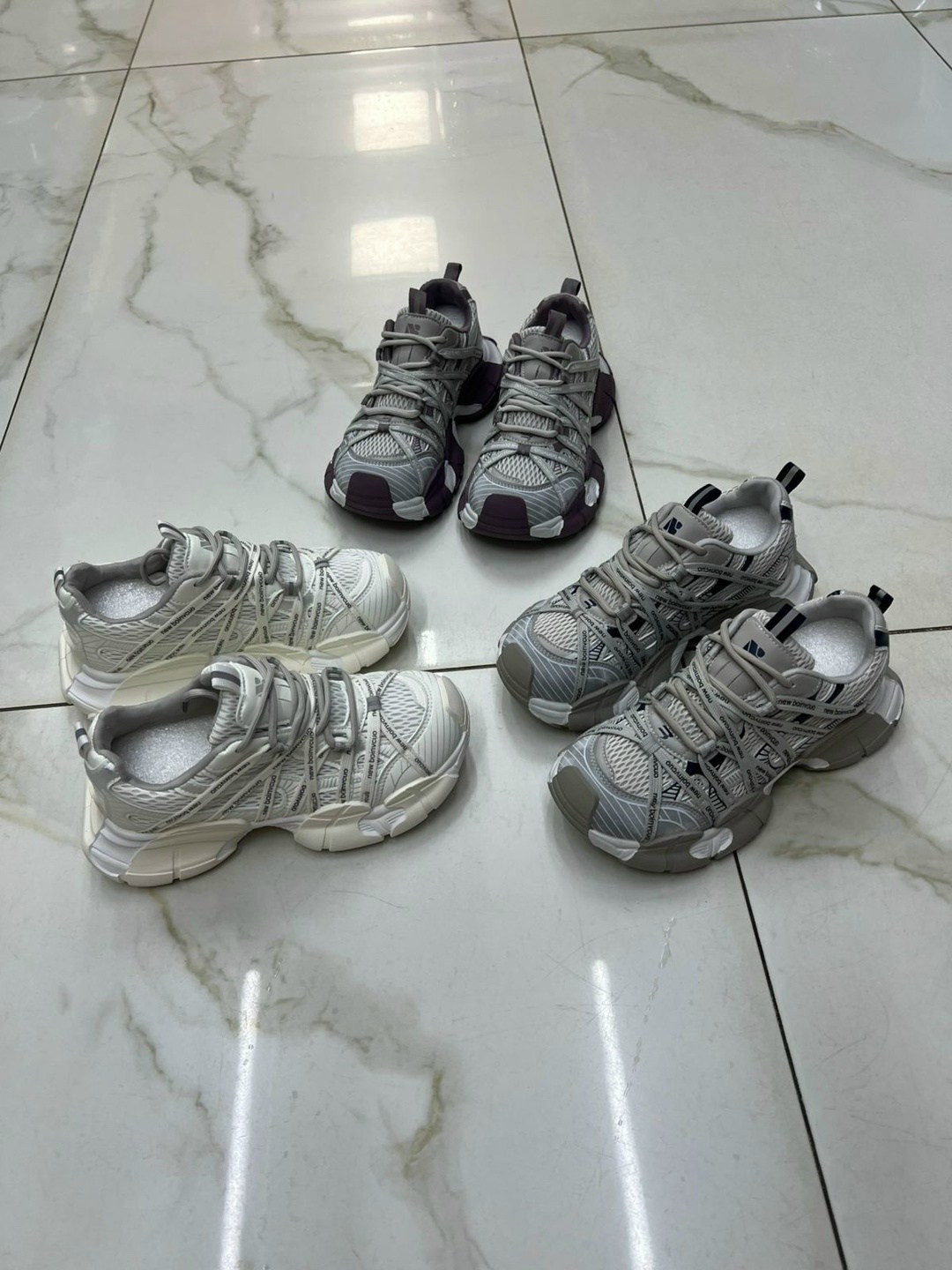 женские кроссовки,кроссовки balenciaga,модные кроссовки,повседневные кроссовки,спортивная