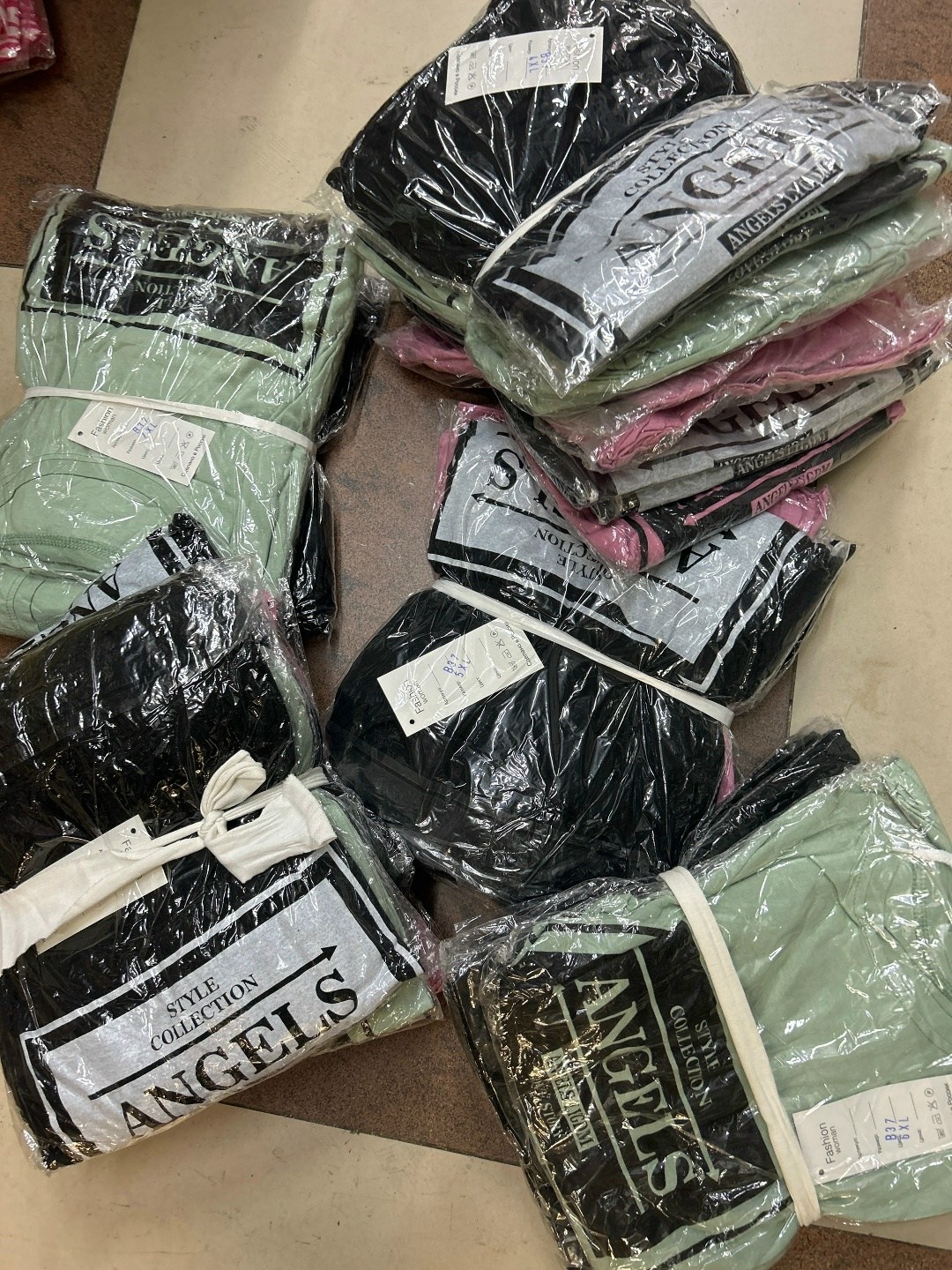 одежда оптом,поставщики одежды,упаковка одежды,,текстиль