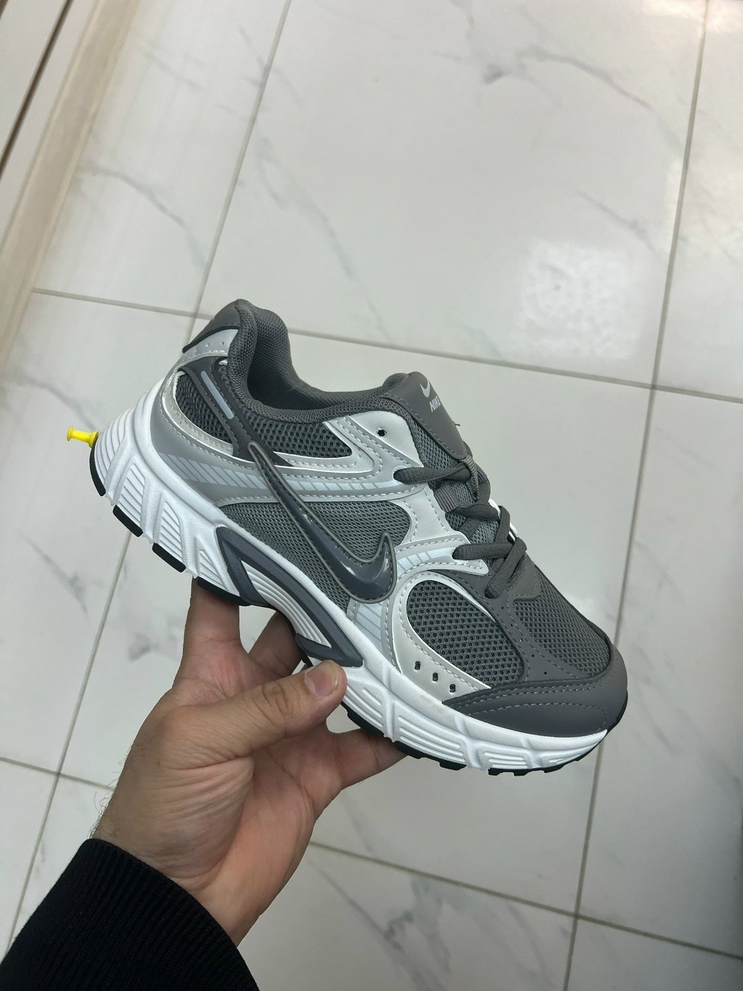 кроссовки женскиe,кроссовки nike,женские кроссовки nike,кроссовки,кроссовки nike initiator