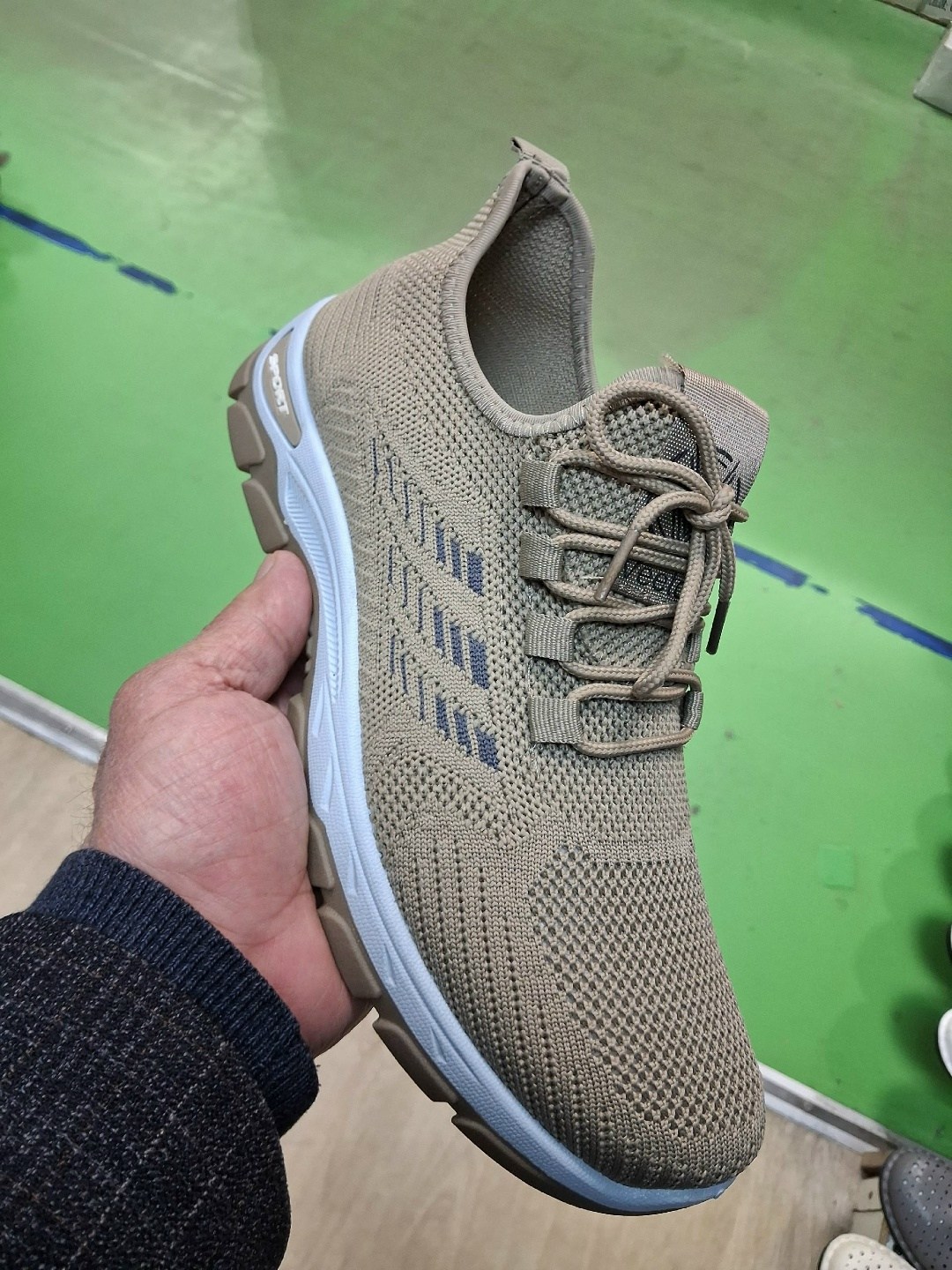 кроссовки,,мужские кроссовки,кроссовка мужской,кроссовки отличный