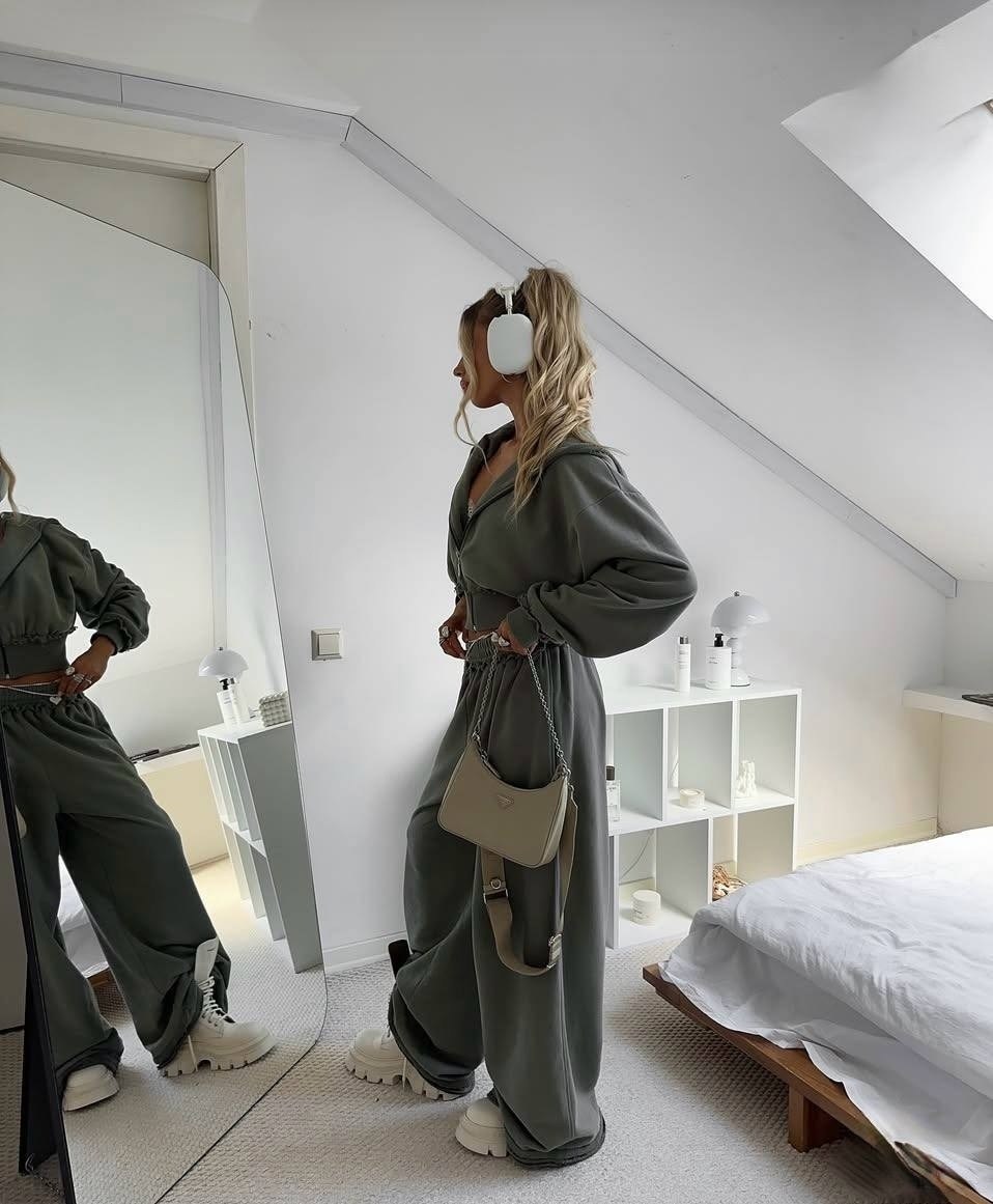 спортивные костюмы женские,розовый спортивный костюм,спортивные костюм,женский спортивный костюм из полиэстера,костюм спортивный оверсайз с капюшоном bliss.brend цвет розовый