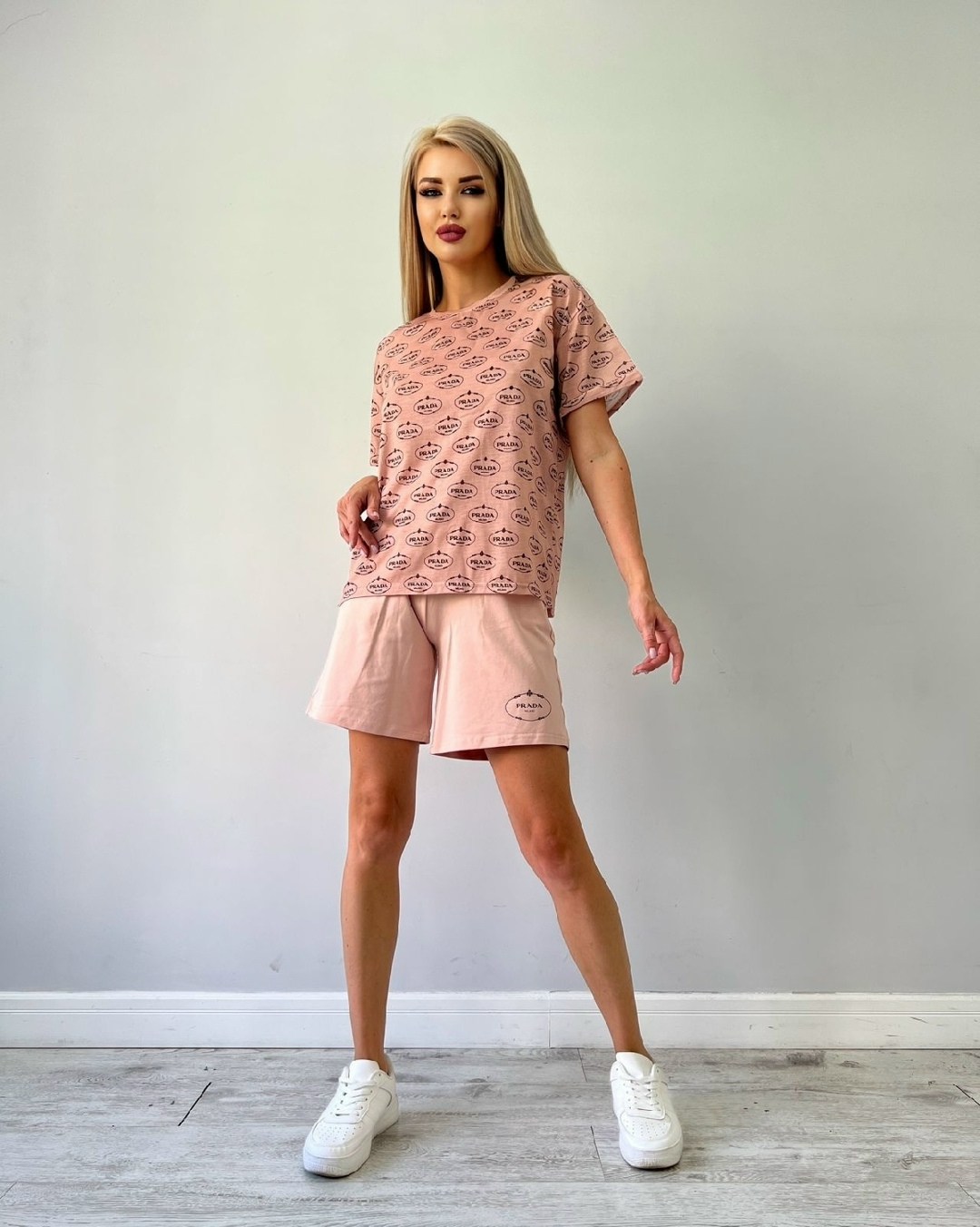 футболки женская,футболки базовая,футболки женские оверсайз,футболка стиль,футболка бежевая