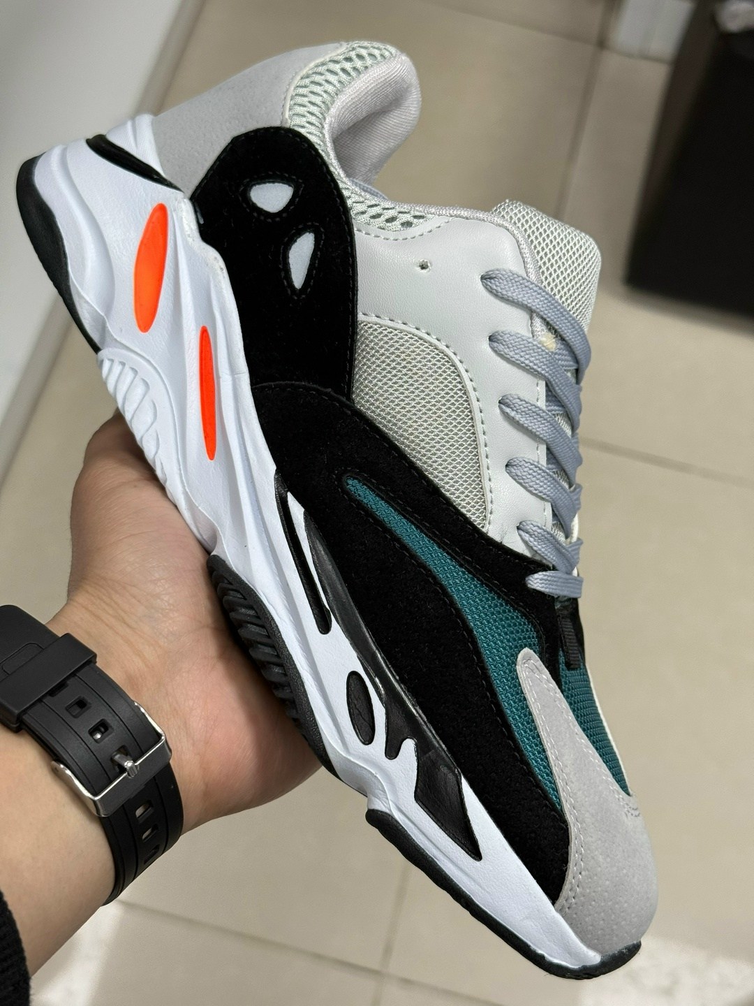 adidas yeezy boost 700,кроссовки adidas yeezy boost 700,кроссовки adidas yeezy boost 700 wave runner,adidas yeezy boost 700 wave runner solid grey,yeezy boost 700