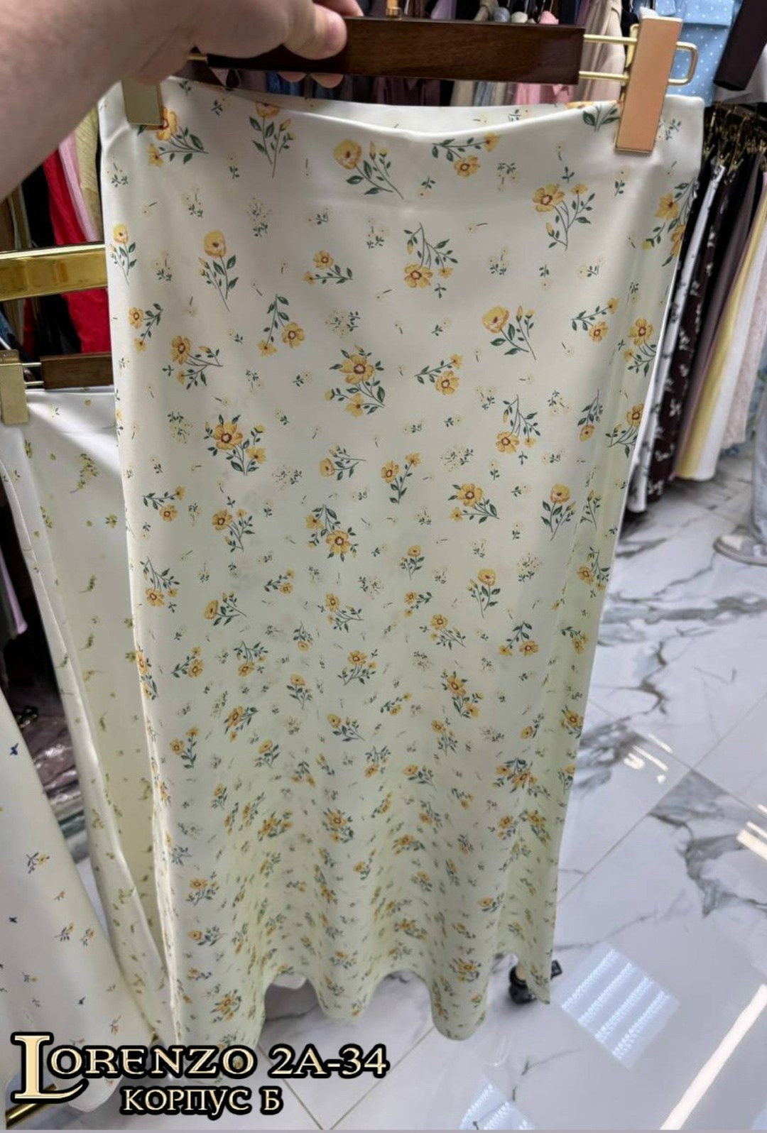 женские костюмы с юбкой,стильные наряды,женские наряды,элегантное модное