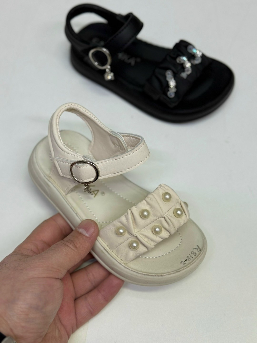 сандалии для девочек,босоножки для девочек,,детские босоножки,сандалии