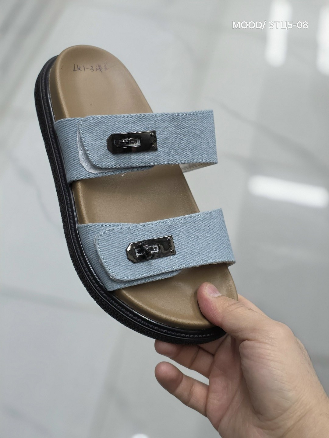 женские шлепанцы,,женские сандалии,сандалии модные,сандалии