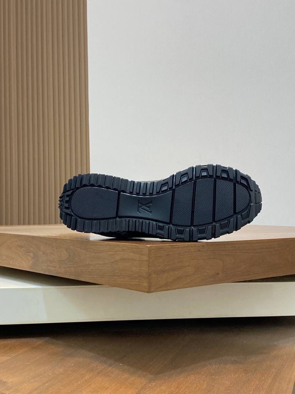 кроссовки louis vuitton мужские,кроссовки louis vuitton,кроссовки луи виттон,луи виттон кроссовки мужские,кроссовки louis vuitton runner