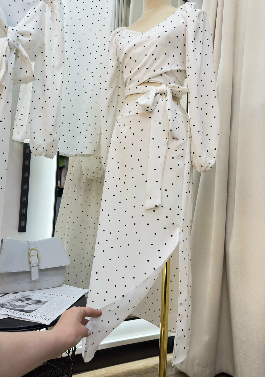 платья в горох,костюм с юбкой,летние костюмы,женское платье в горошек,платья в горошек