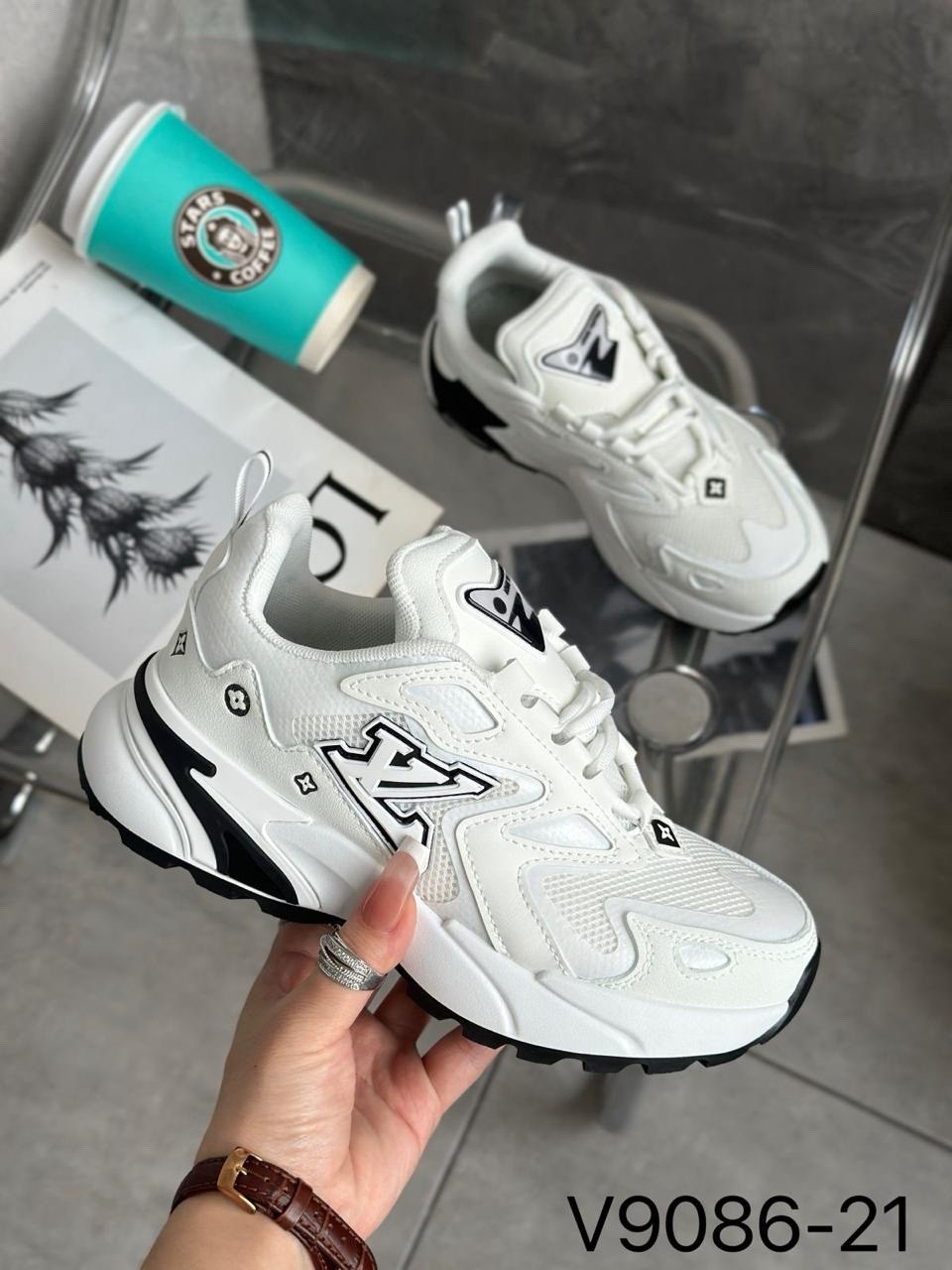 кроссовки,брендовые кроссовки,кроссовки женскиe,повседневные кроссовки,мужские кроссовки