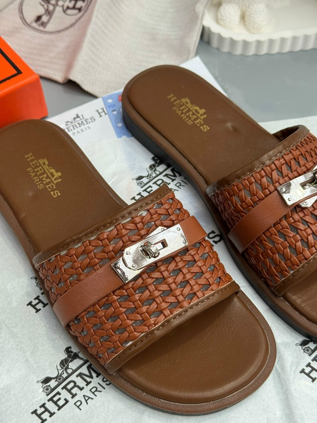 ,эрмес шлепки женские,шлепанцы hermes,шлепки хермес оран,шлепанцы женские луи виттон