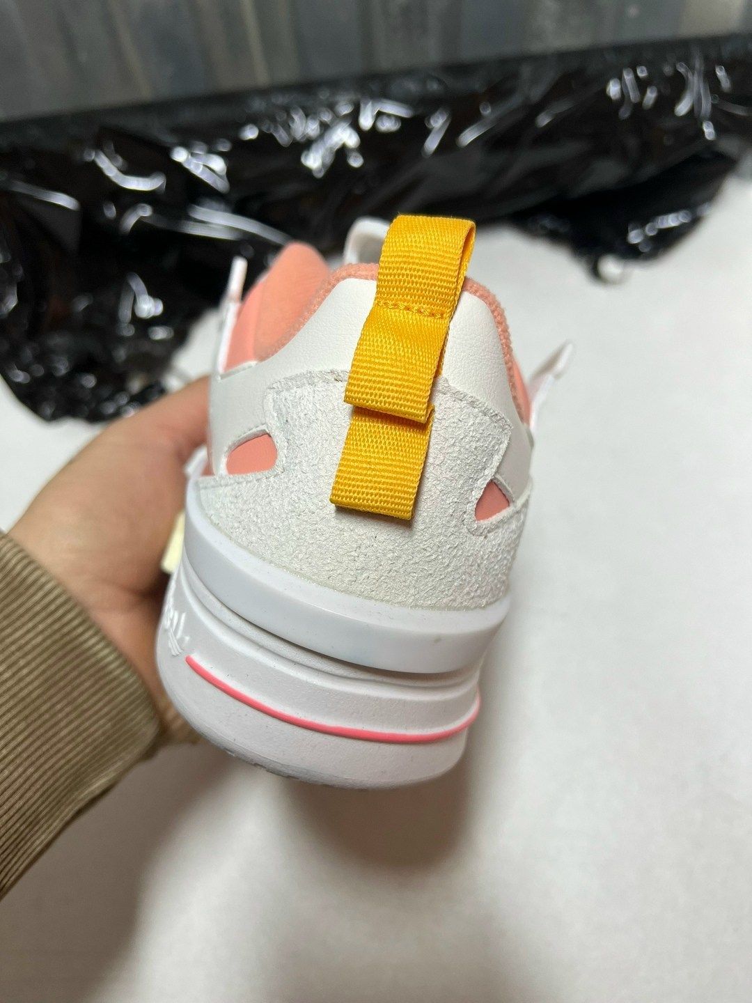 кроссовки adidas,кроссовки adidas original,кроссовки,кроссовки адидас,кроссовки adidas женские