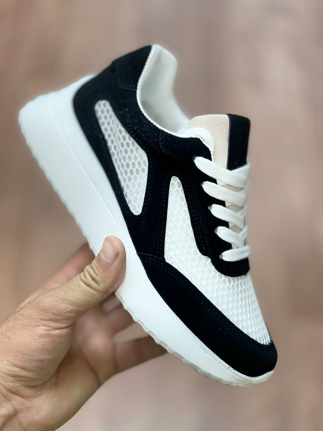 кроссовки женскиe,кроссовки для женщин,кроссовки модные,,кроссовки кроссовки женские