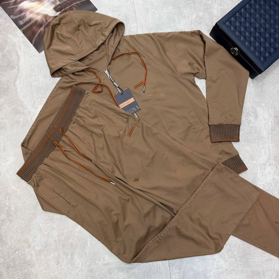 спортивный костюм brunello cucinelli,спортивный костюм loro piana,костюм brunello cucinelli,спортивные костюм,костюм loro piana