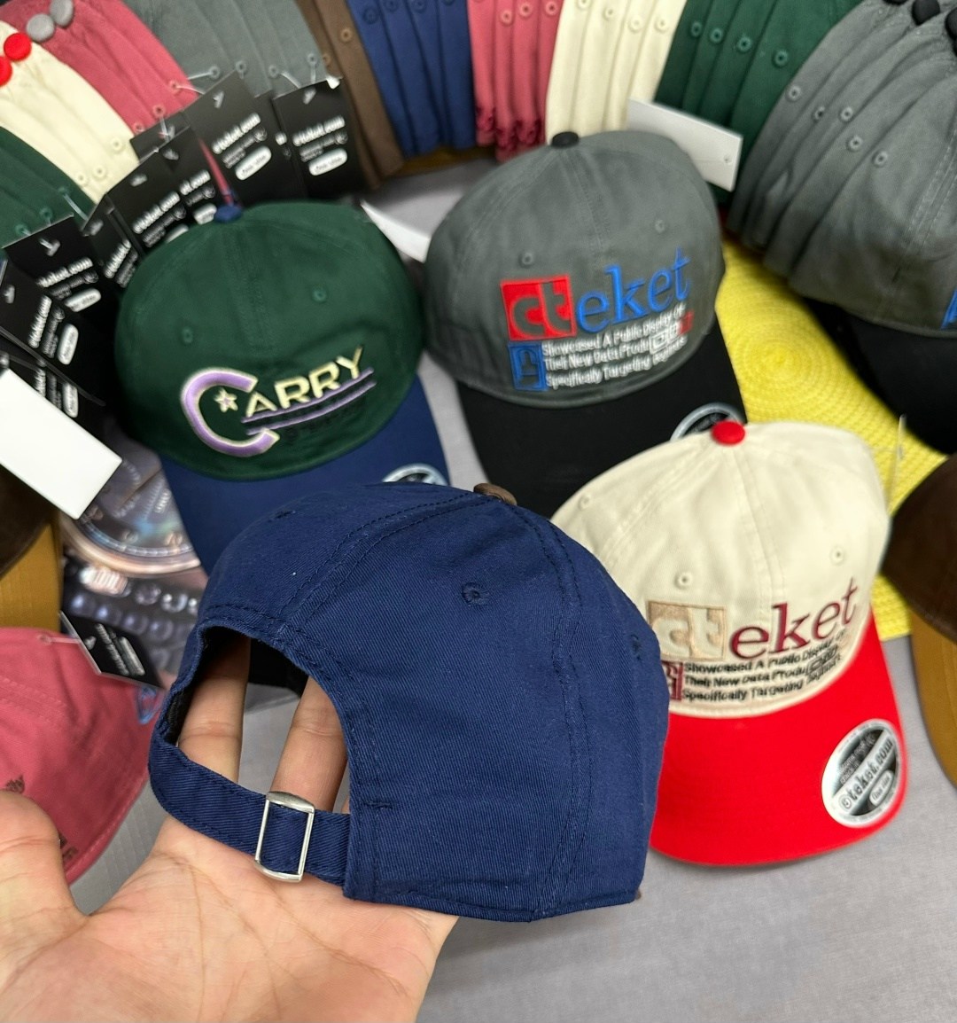 кепки,спортивные бейсболка,стильная бейсболка,брендовая бейсболка,бейсболка бейсболки