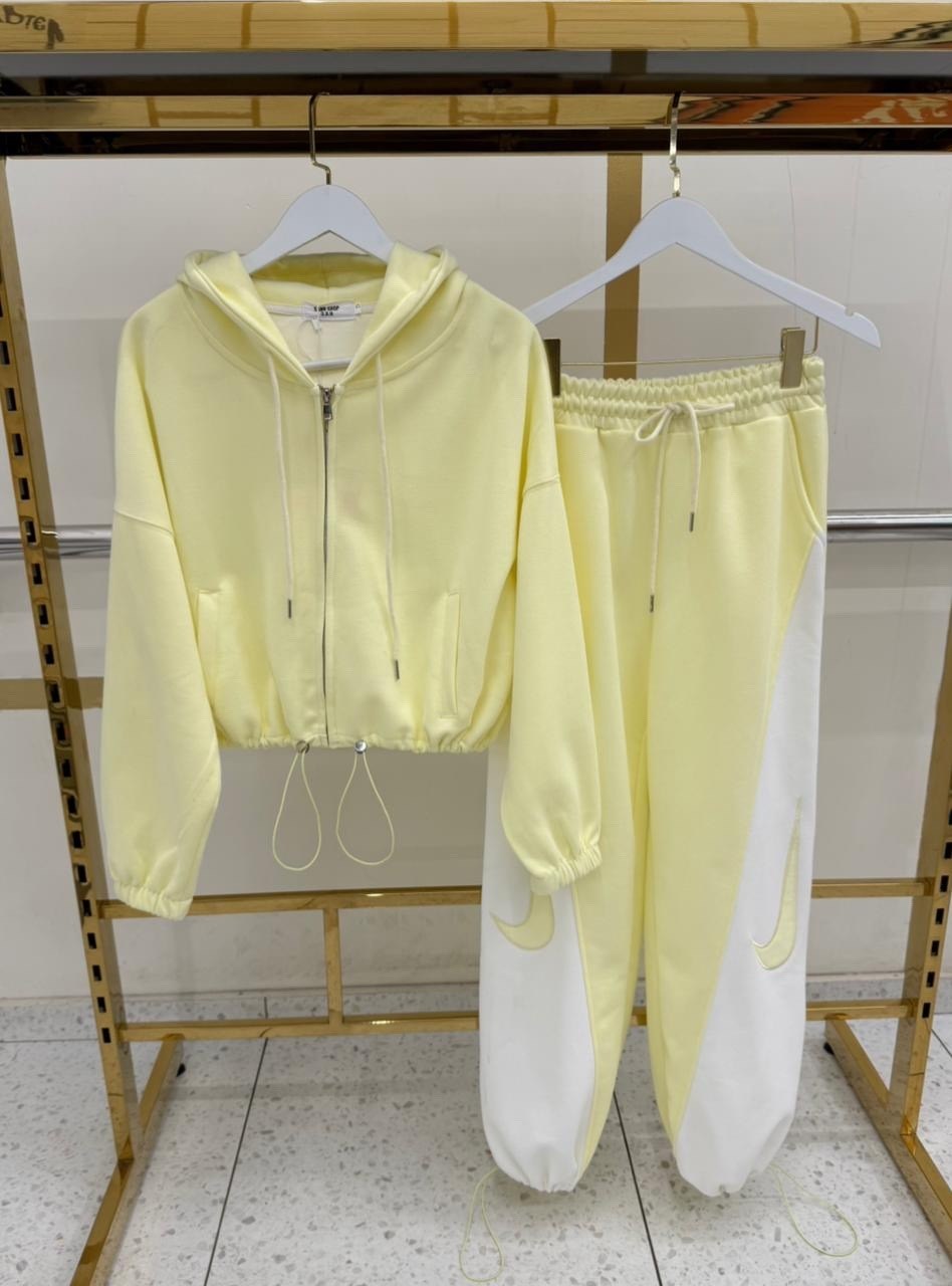 женский спортивный костюм,стильные костюмы,костюм спортивный,костюм спортивные женские костюмы,спортивный костюм nike