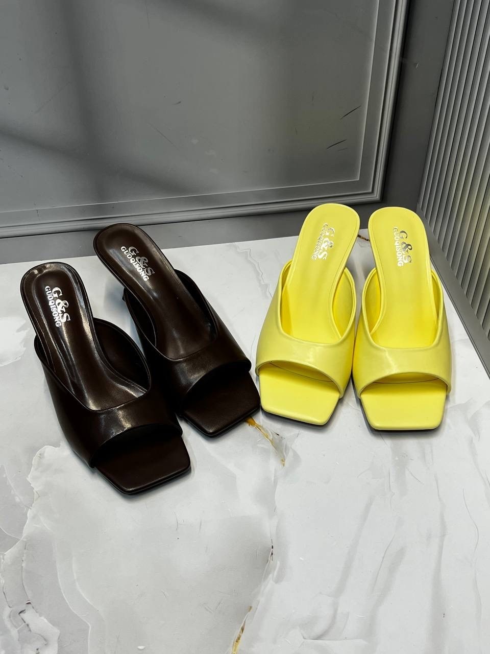 ,женские босоножки,женская ,желтые босоножки,мюли на каблуке