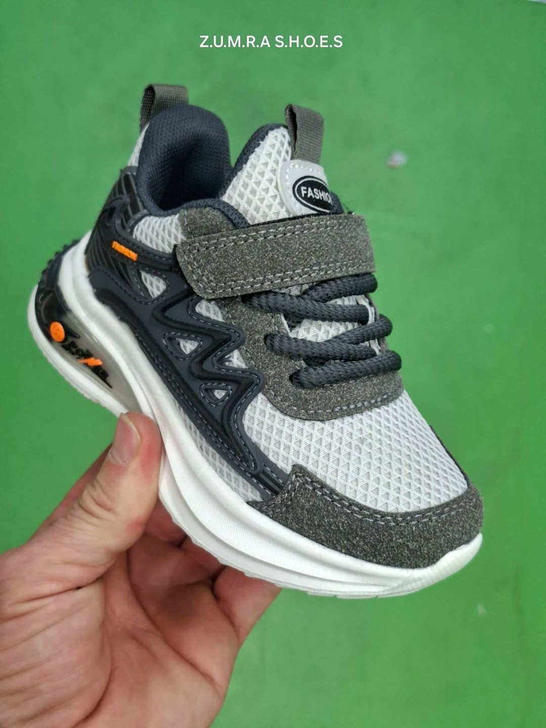 кроссовки,кроссовки для девочек,детские кроссовки,спортивная ,кроссовка детская