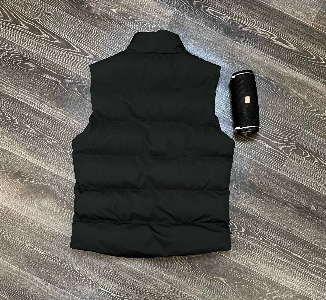 жилетка мужская,жилетка nike,жилет,жилетка двухсторонняя,жилетка найк зеленая