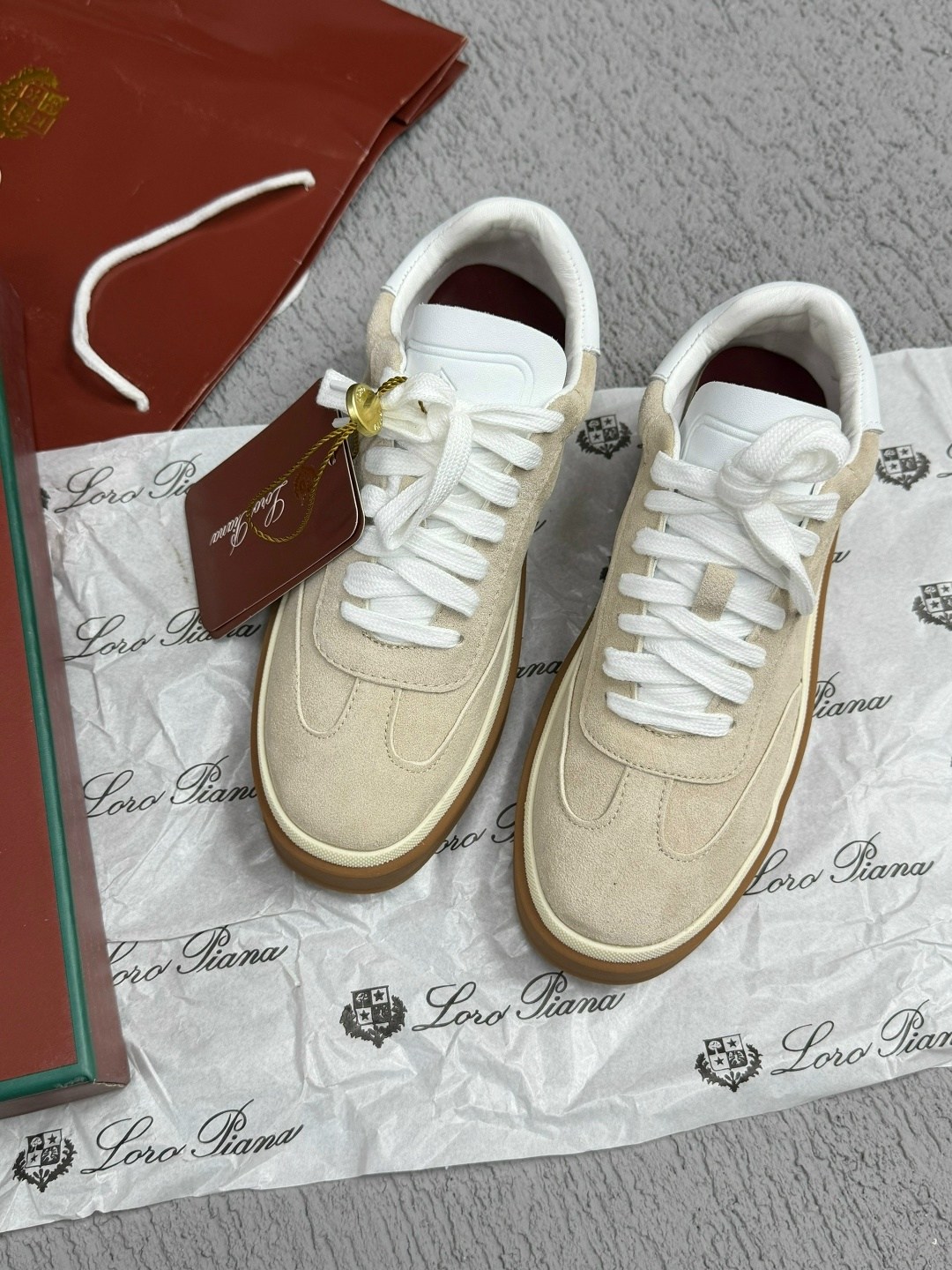 кроссовки loro piana,,кеды loro piana,кеды замшевые,кеды брендовые