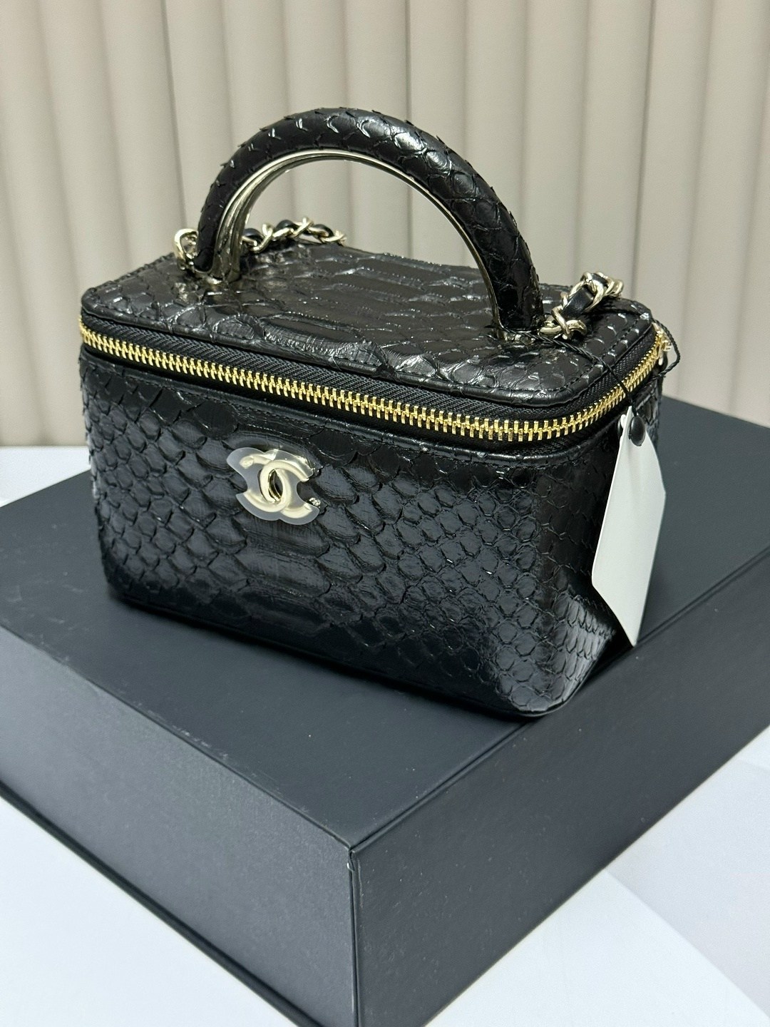 сумка chanel,косметичка chanel,сумка женская chanel,косметичка шанель белая,сумка женская натуральная кожа chanel