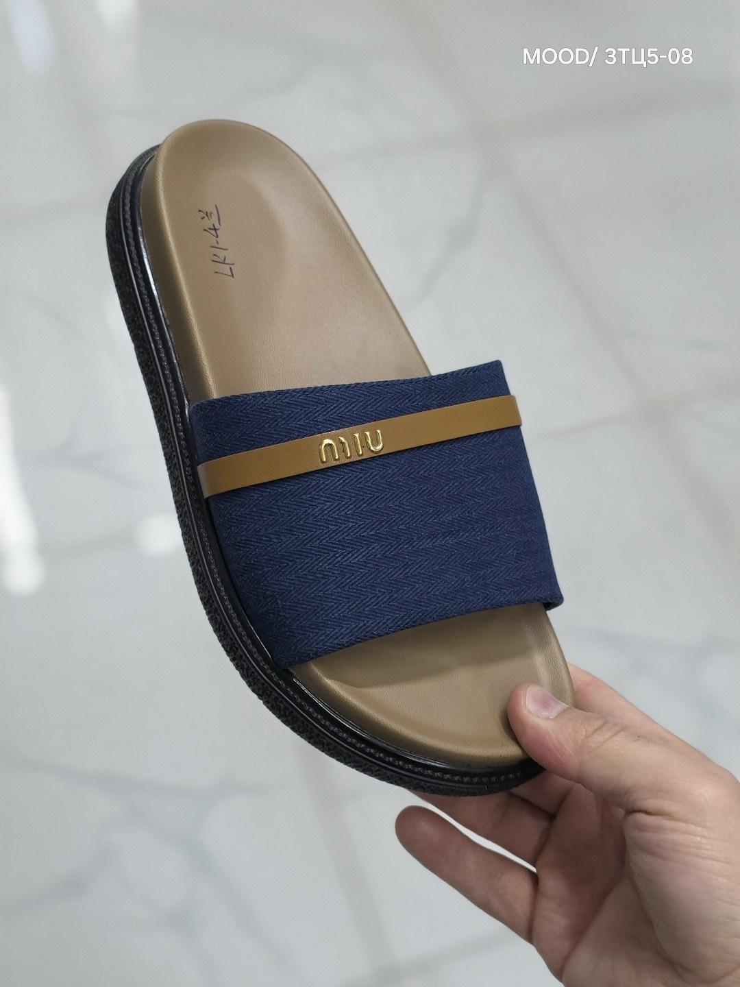 ,шлепанцы женские,шлепки фенди,шлепки женские,тапочки модные