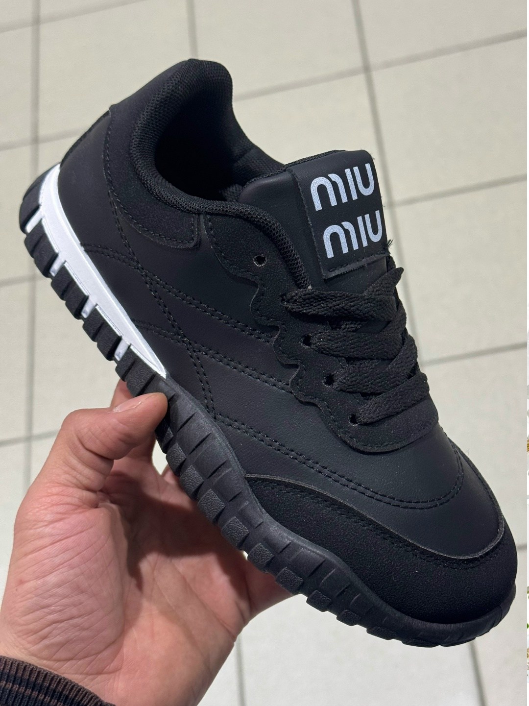 кроссовки женскиe,кроссовки,классические кроссовки женские,кроссовка,кроссовки удобные