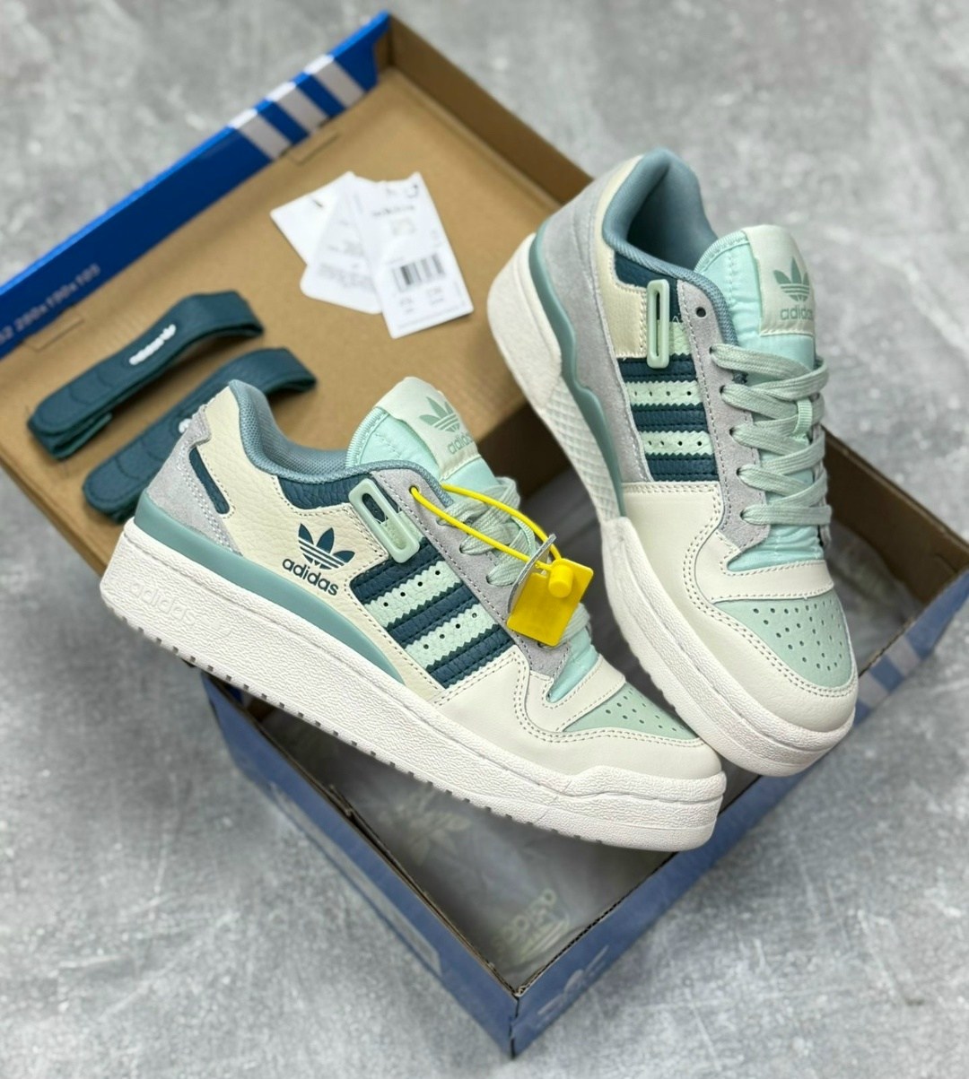 кроссовки adidas,женские кроссовки adidas,adidas forum 84 low,кроссовки,кроссовки adidas хаки