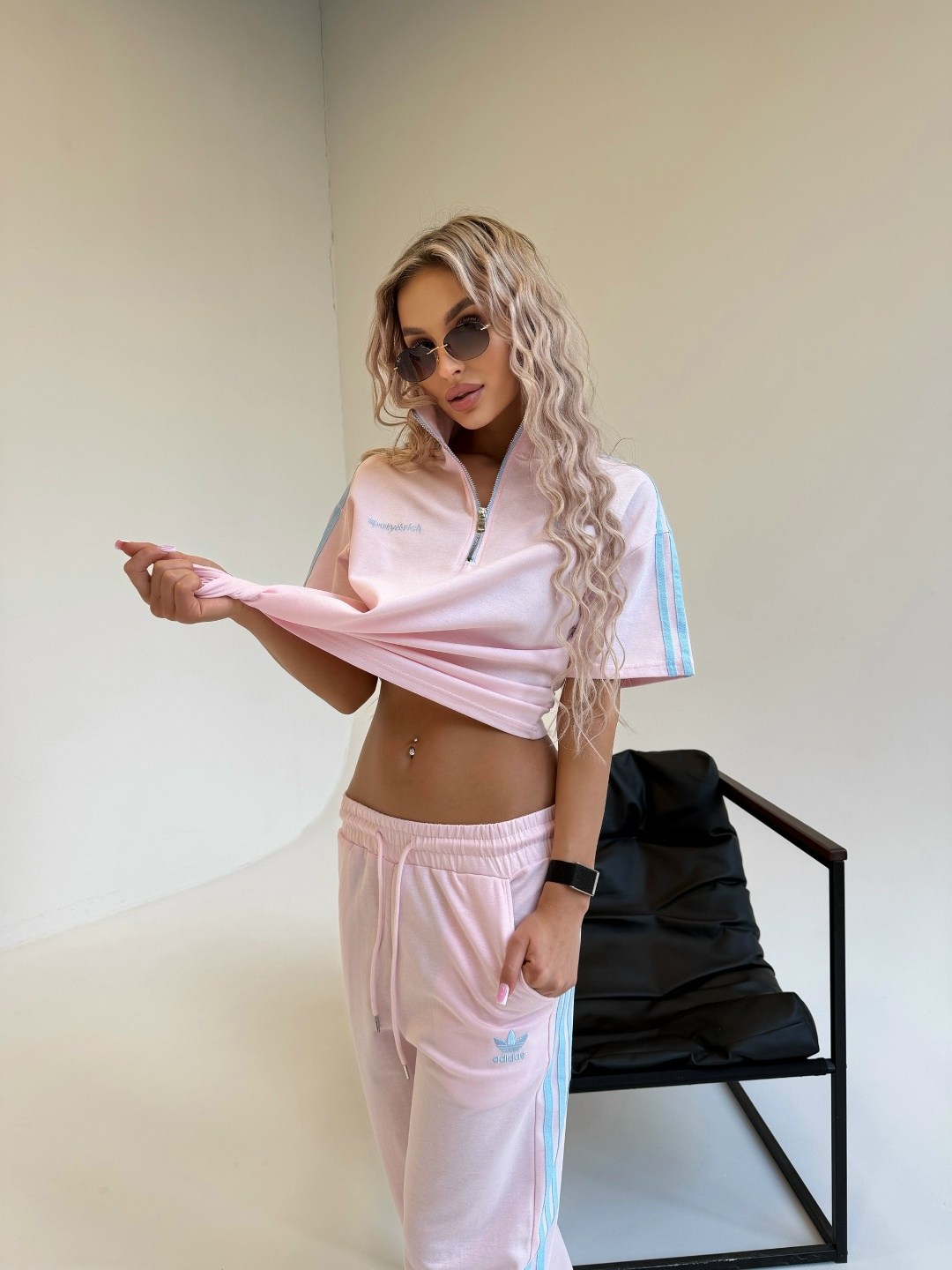 chanel костюм спортивный женский с футболкой,спортивный костюм женский,спортивный костюм,женский костюм,трикотажные костюмы