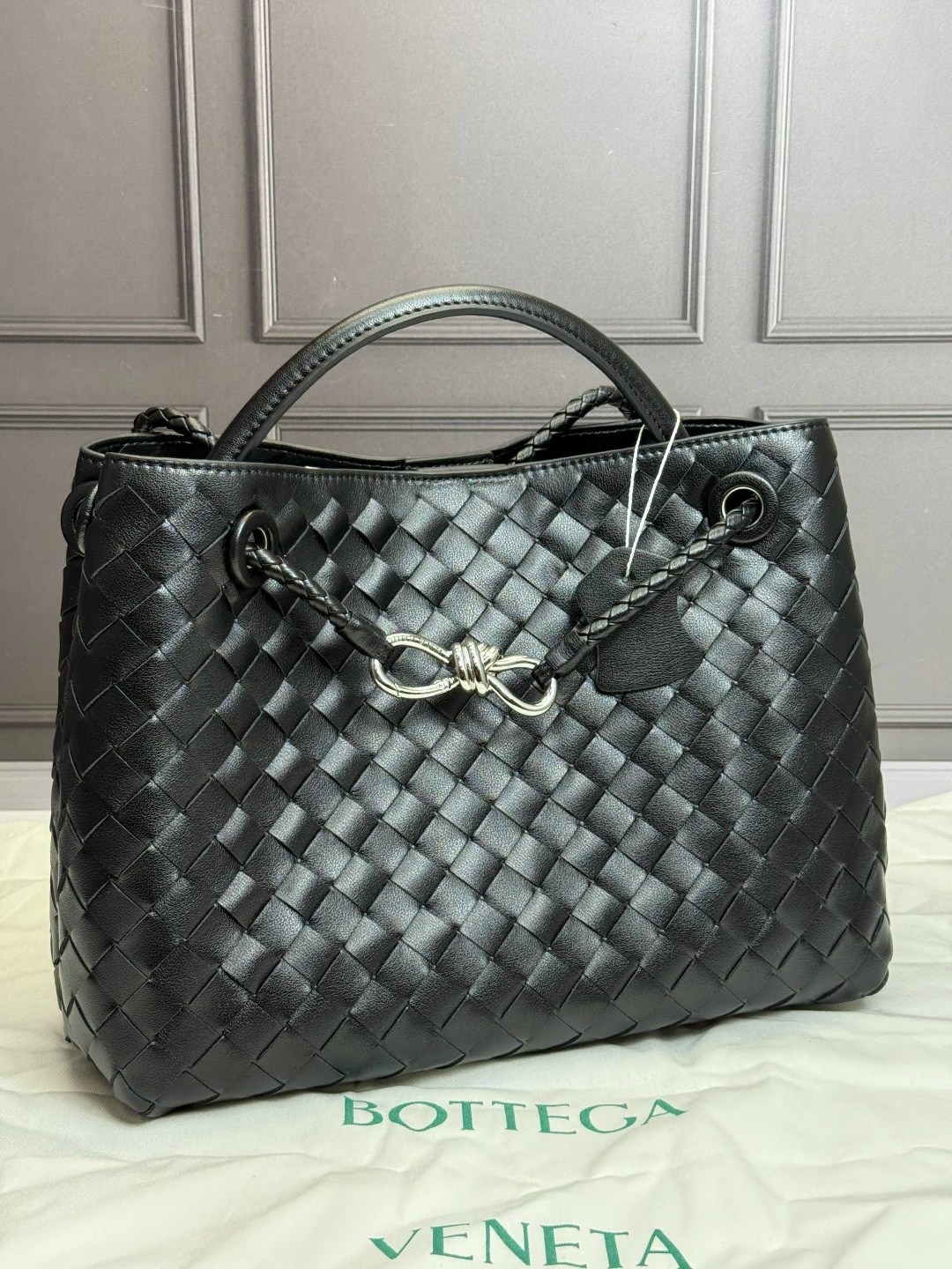 женская сумка bottega veneta,женская сумка bottega veneta черная,сумка bottega veneta,сумка боттега венета,сумка bottega veneta roma