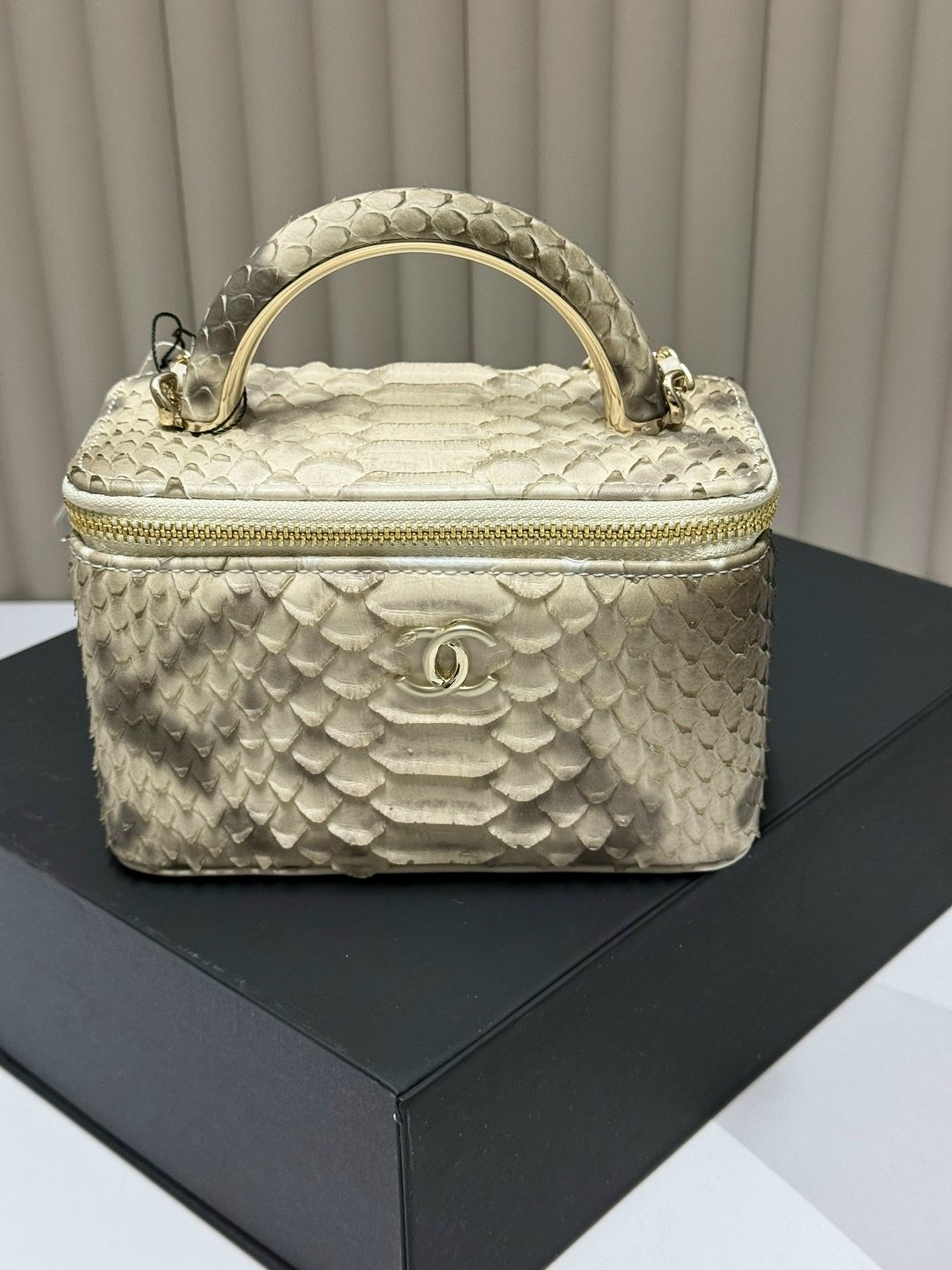 сумка chanel,косметичка chanel,сумка женская chanel,косметичка шанель белая,сумка женская натуральная кожа chanel