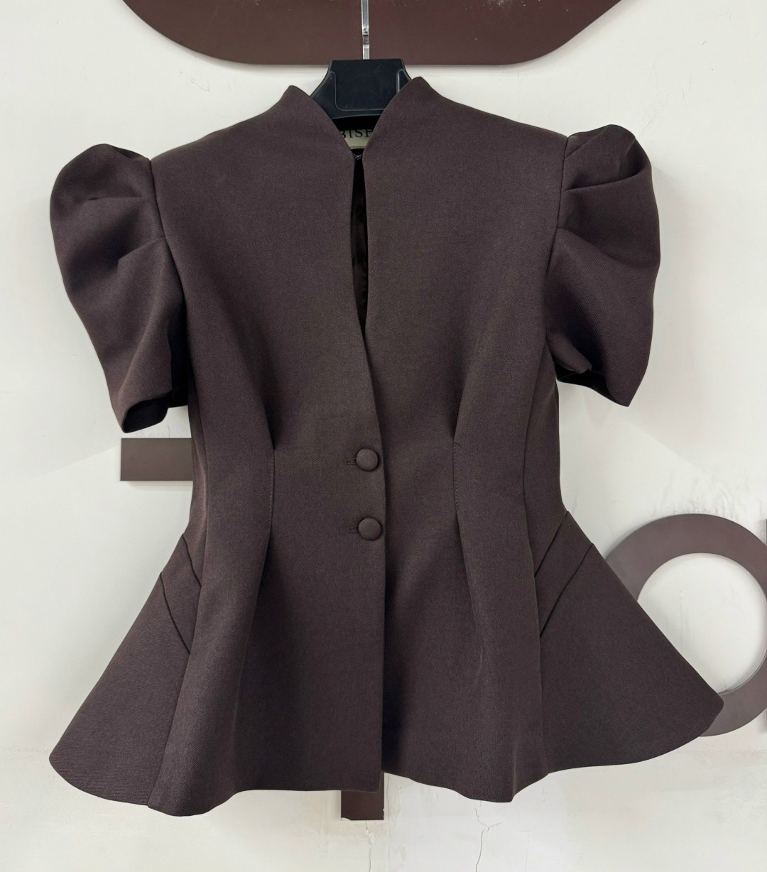 жакет с баской,приталенный жакет,модные блузки,женские жакеты,пиджак с баской