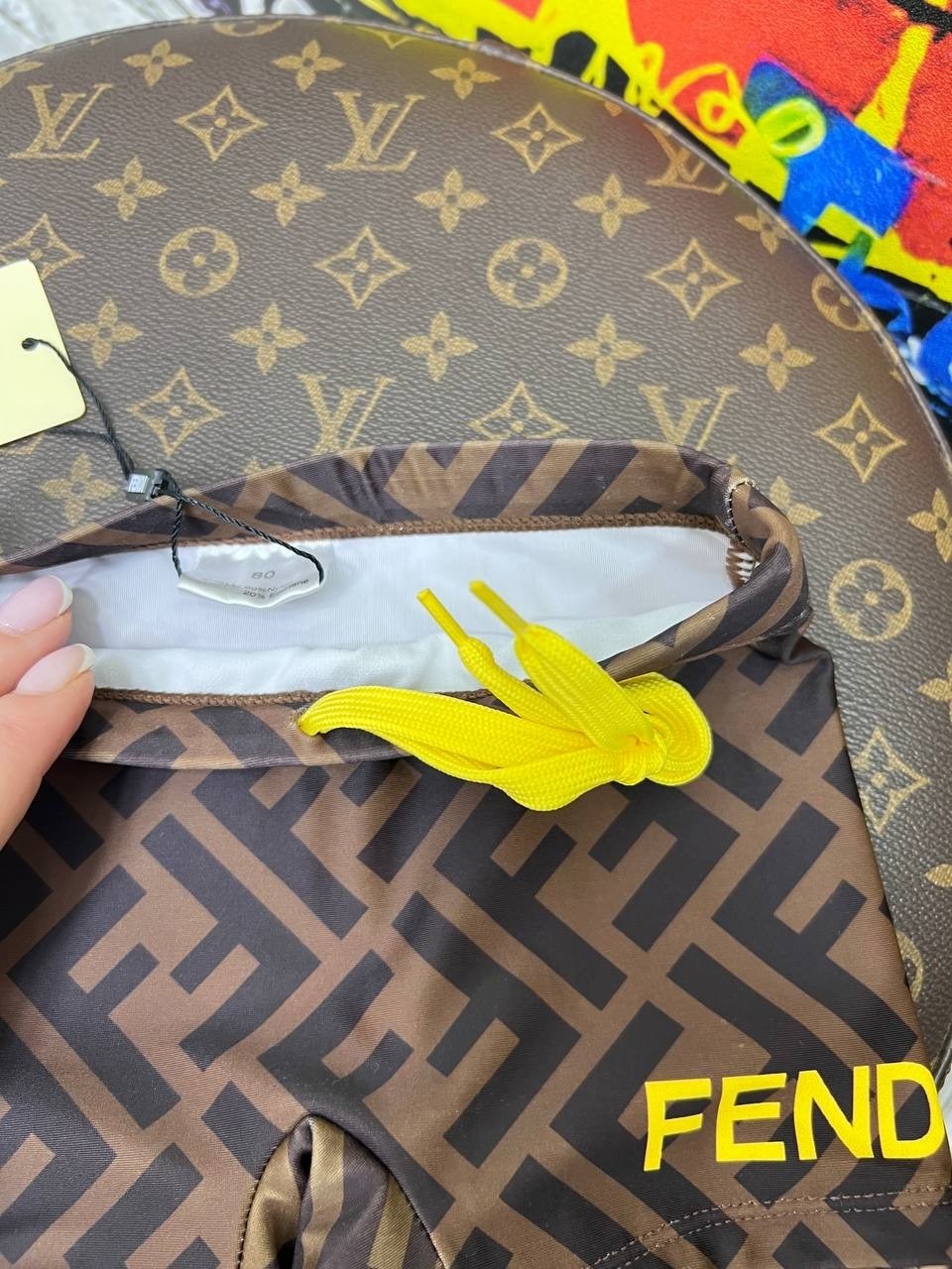шорты фенди мужские,шорты fendi,плавательные шорты фенди,плавки fendi,мужские шорты