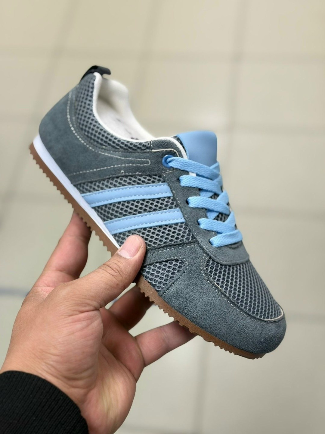 кроссовки женские adidas,женские кроссовки адидас,,женские кроссовки,кроссовки adidas серые женские