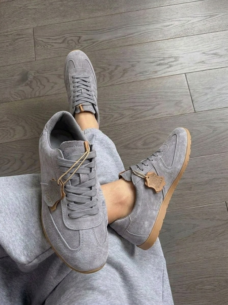 ,замшевые кроссовки,женские кроссовки, женская,обуви