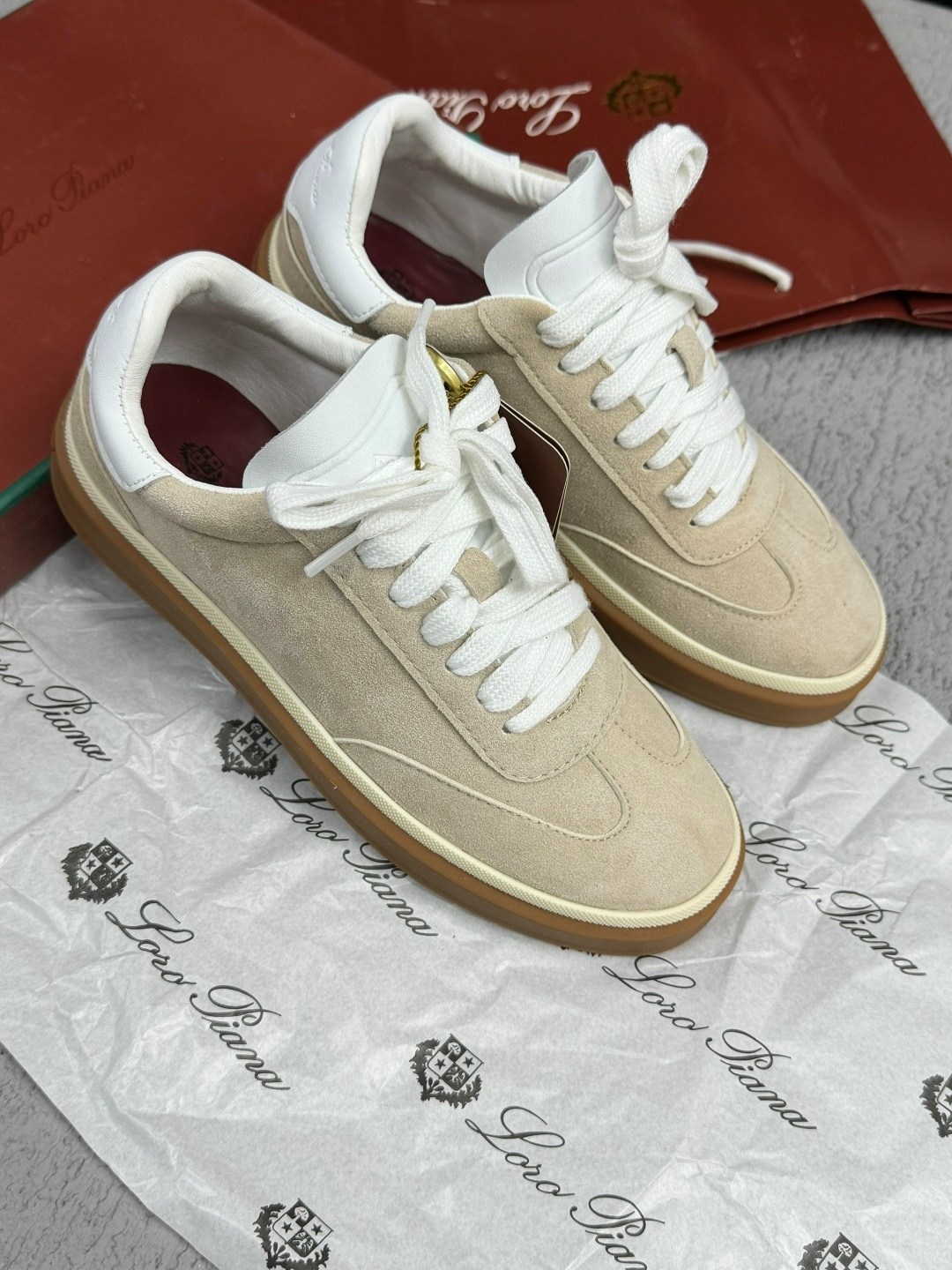 кроссовки loro piana,,кеды loro piana,кеды замшевые,кеды брендовые