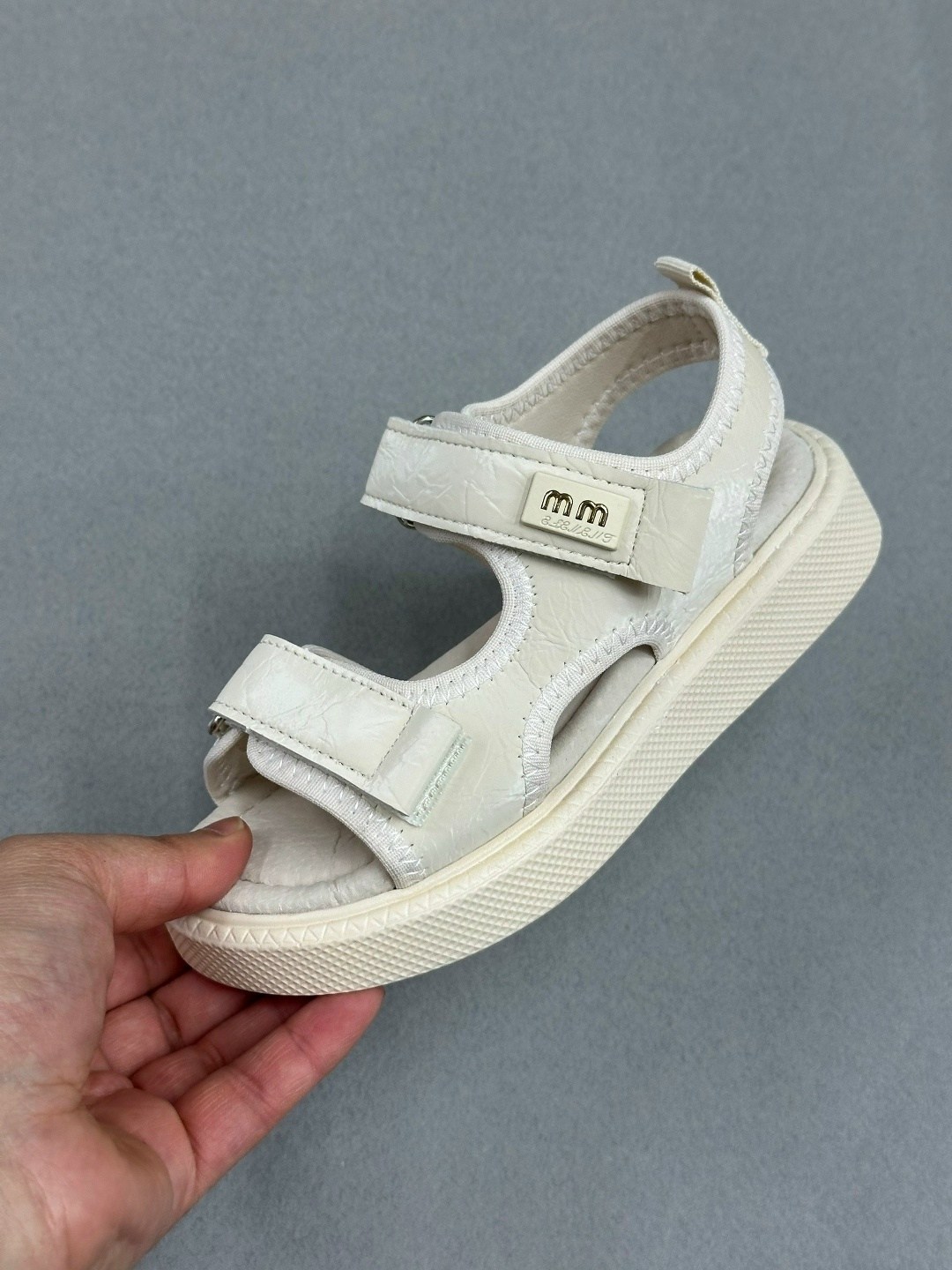 ,женские босоножки,женские сандалии,босоножки белые,босоножки летние