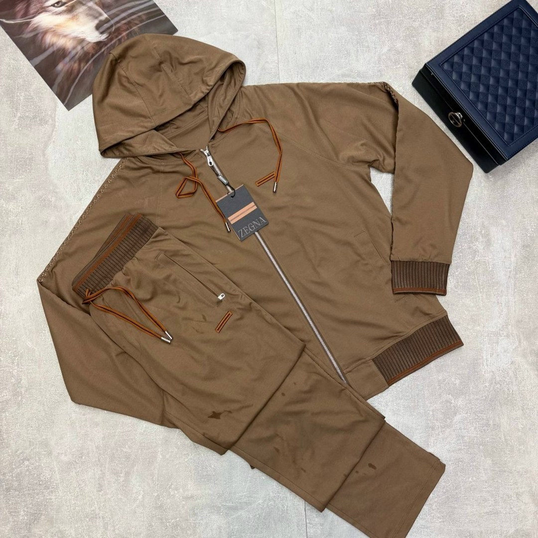 спортивный костюм brunello cucinelli,спортивный костюм loro piana,костюм brunello cucinelli,спортивные костюм,костюм loro piana