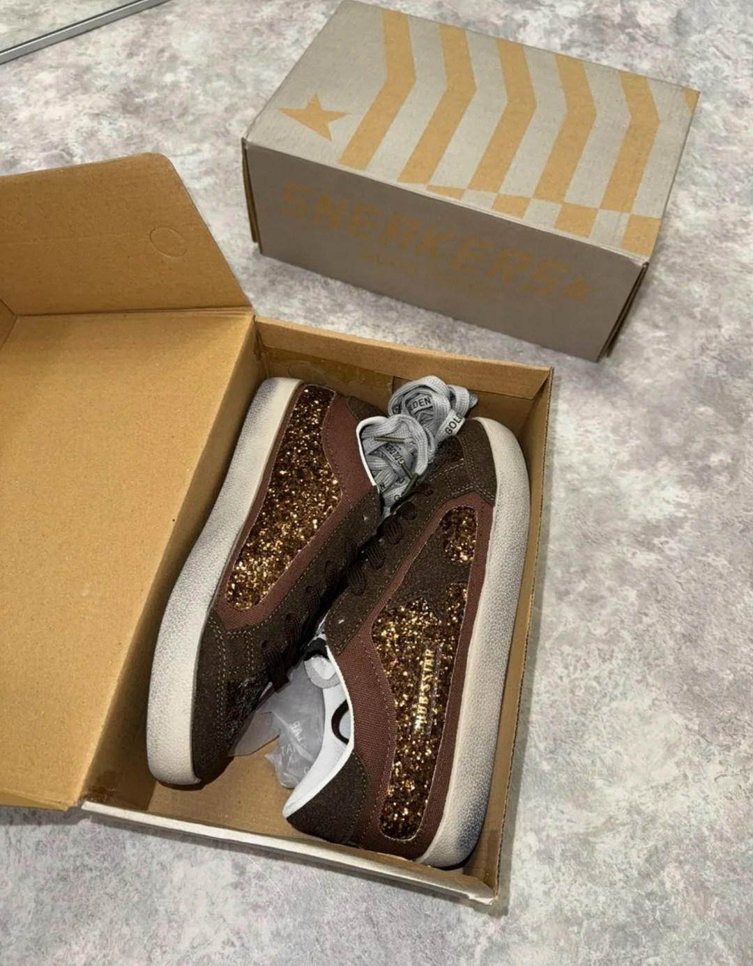 ,кеды женские golden goose,кроссовки golden goose с пайетками на платформе,кеды golden goose,кроссовки golden goose