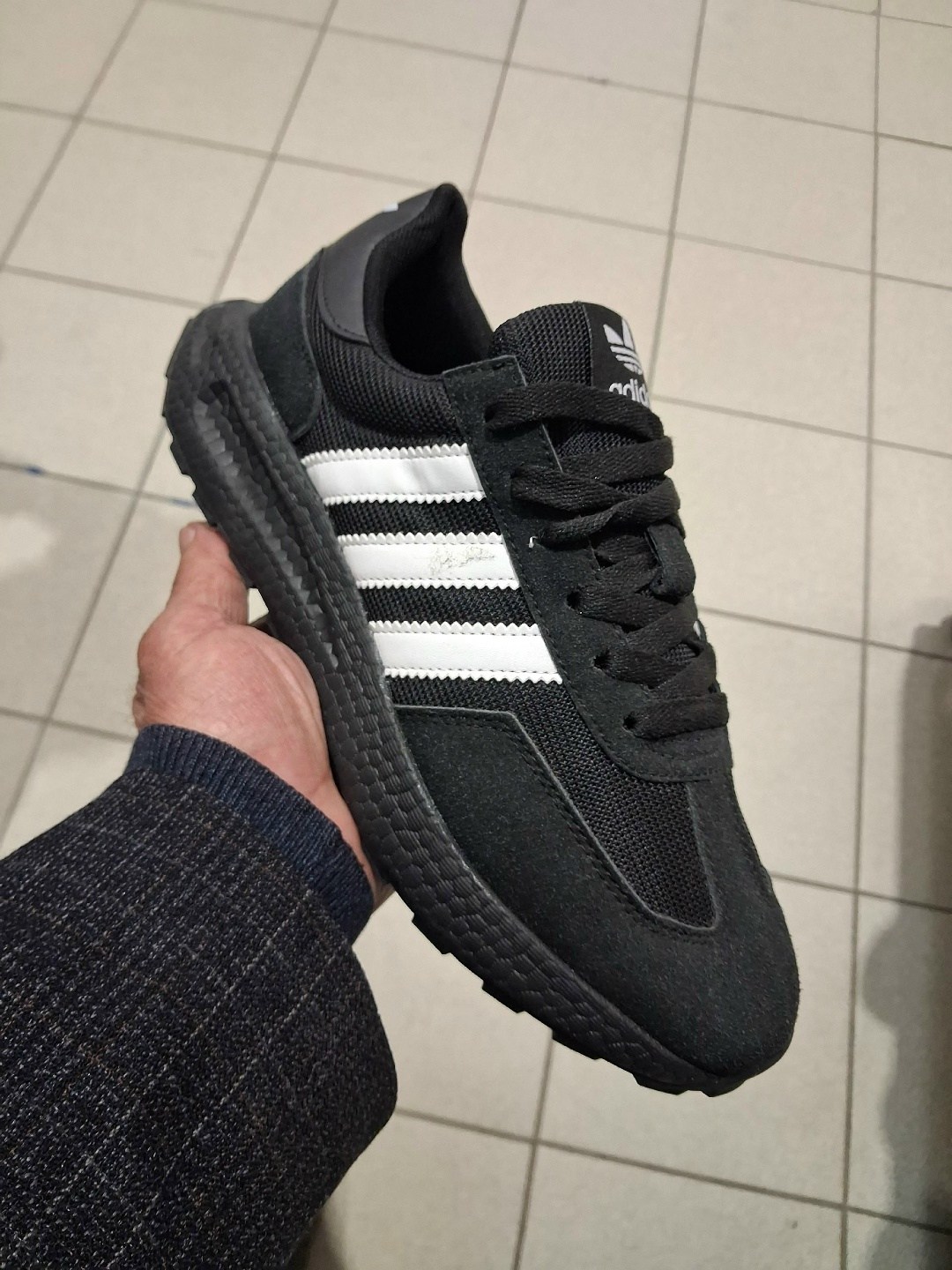 кроссовки adidas,кроссовки мужские adidas,кроссовки adidas retropy,кроссовки adidas retropy e 5,адидас кроссовки
