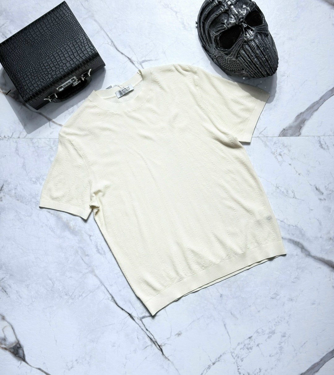 футболки мужские,свитера мужская,футболки женская,свитер повседневный,футболки брендовые