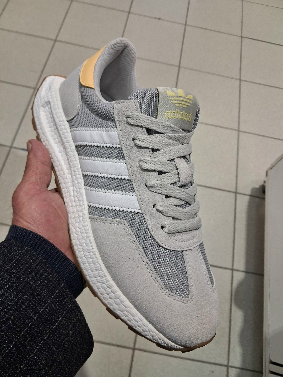кроссовки adidas,кроссовки мужские adidas,кроссовки adidas retropy,кроссовки adidas retropy e 5,адидас кроссовки