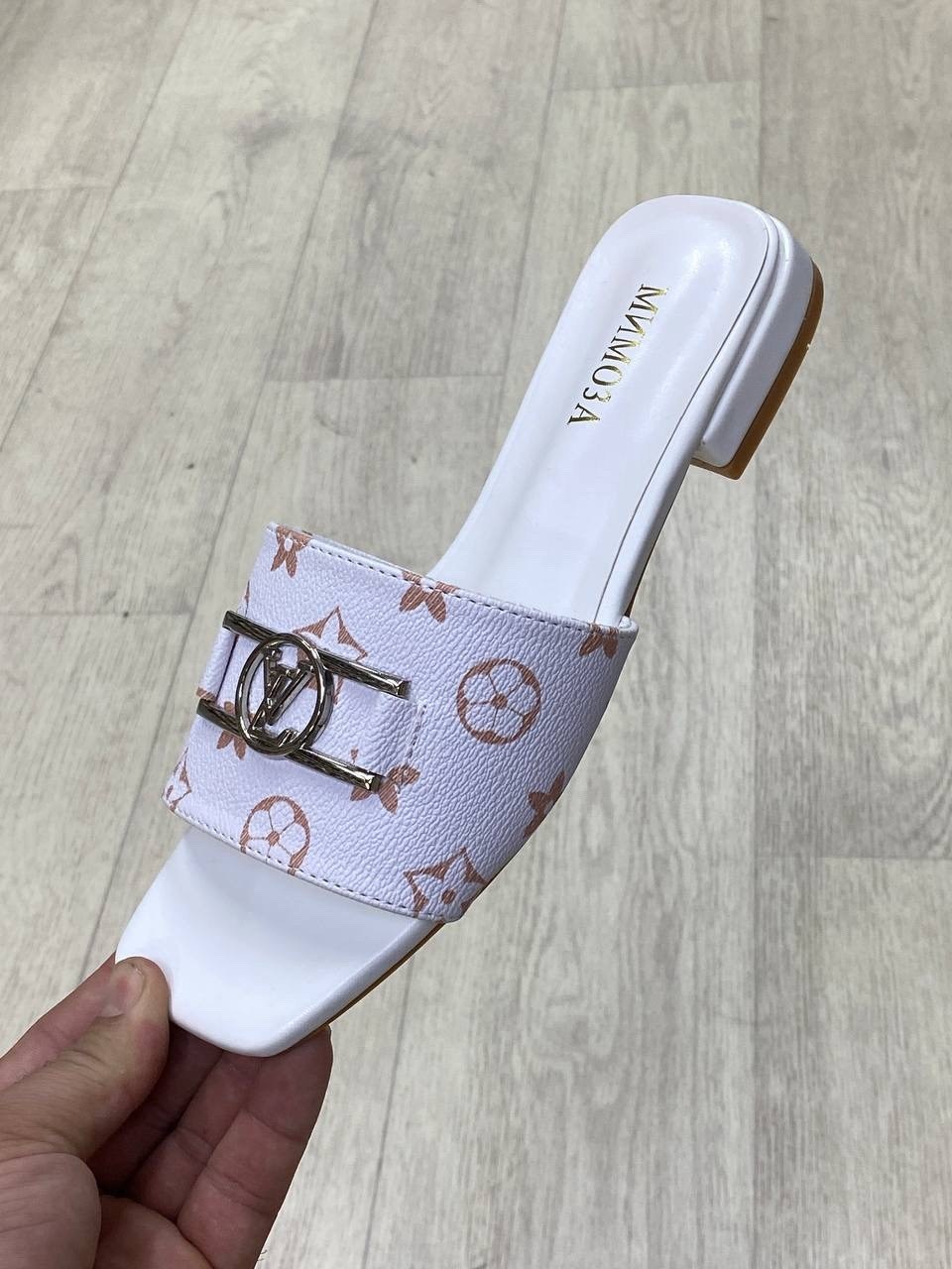 ,женские шлепанцы,тапки луи витон,шлепки луи витон,женские шлепки